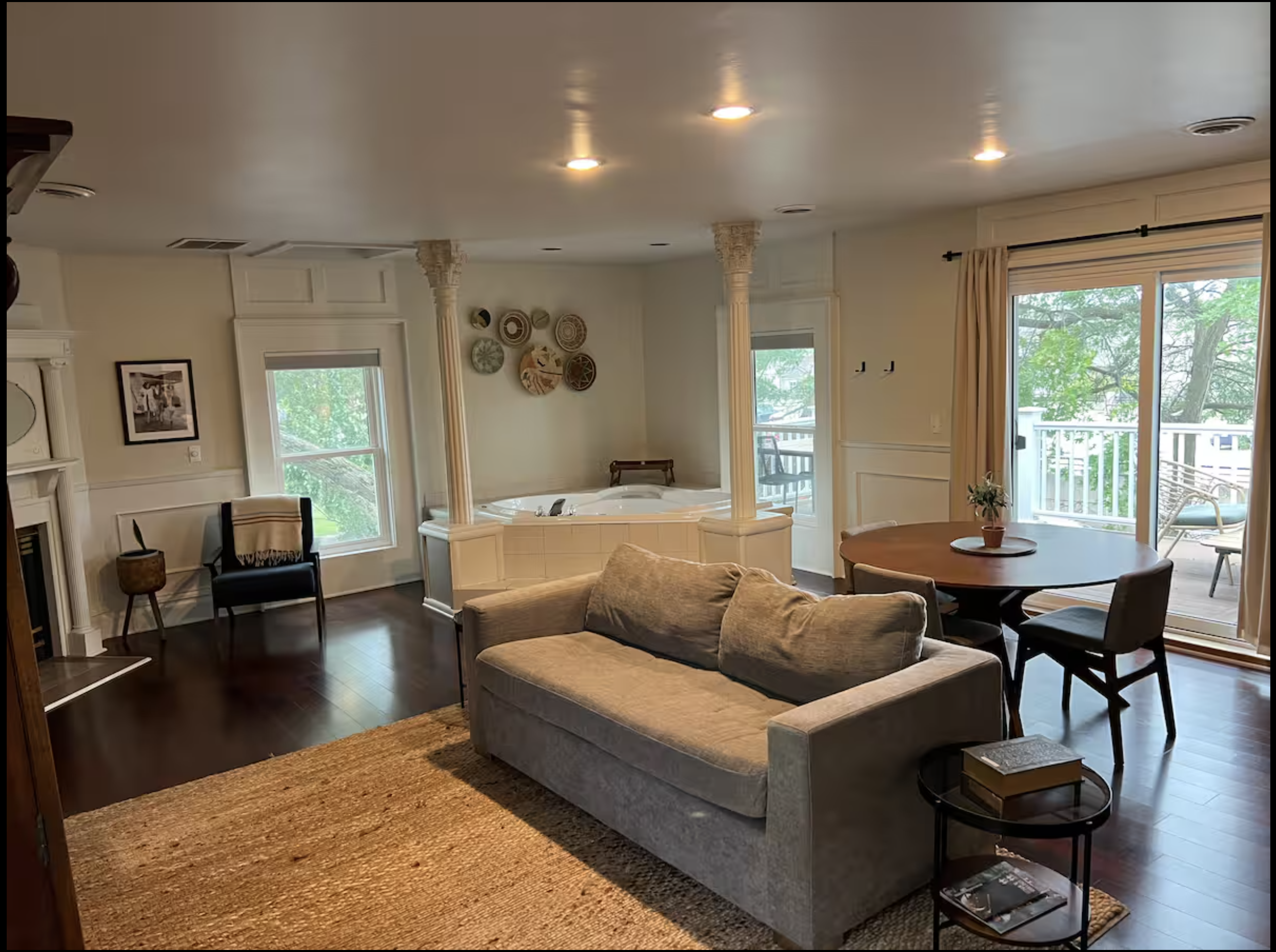 Living/Dining/Whirpool Area