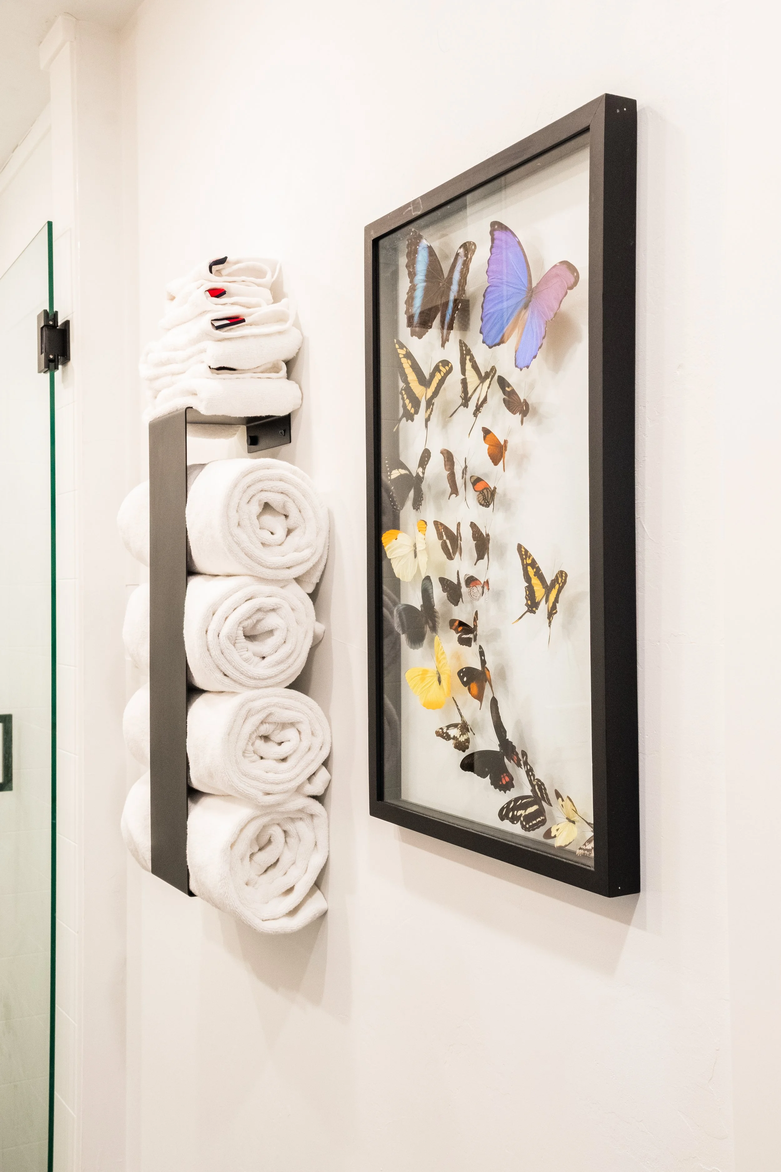 Shared Upstairs Bathroom