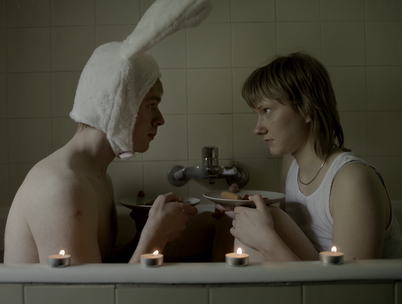 AUGUST UND DIE HASENOHREN