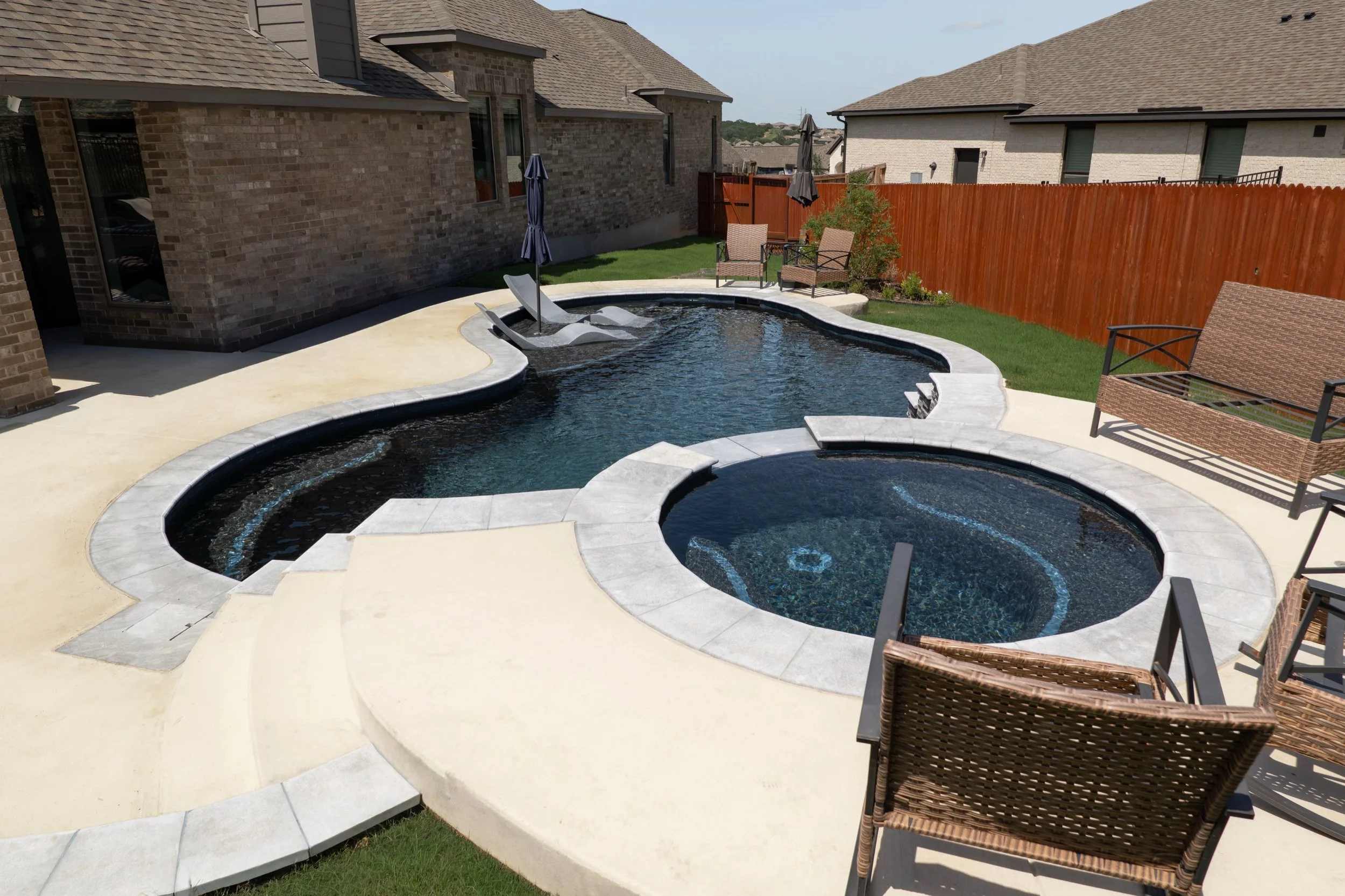 johnson-ranch-tx-custom-pool-03.jpg