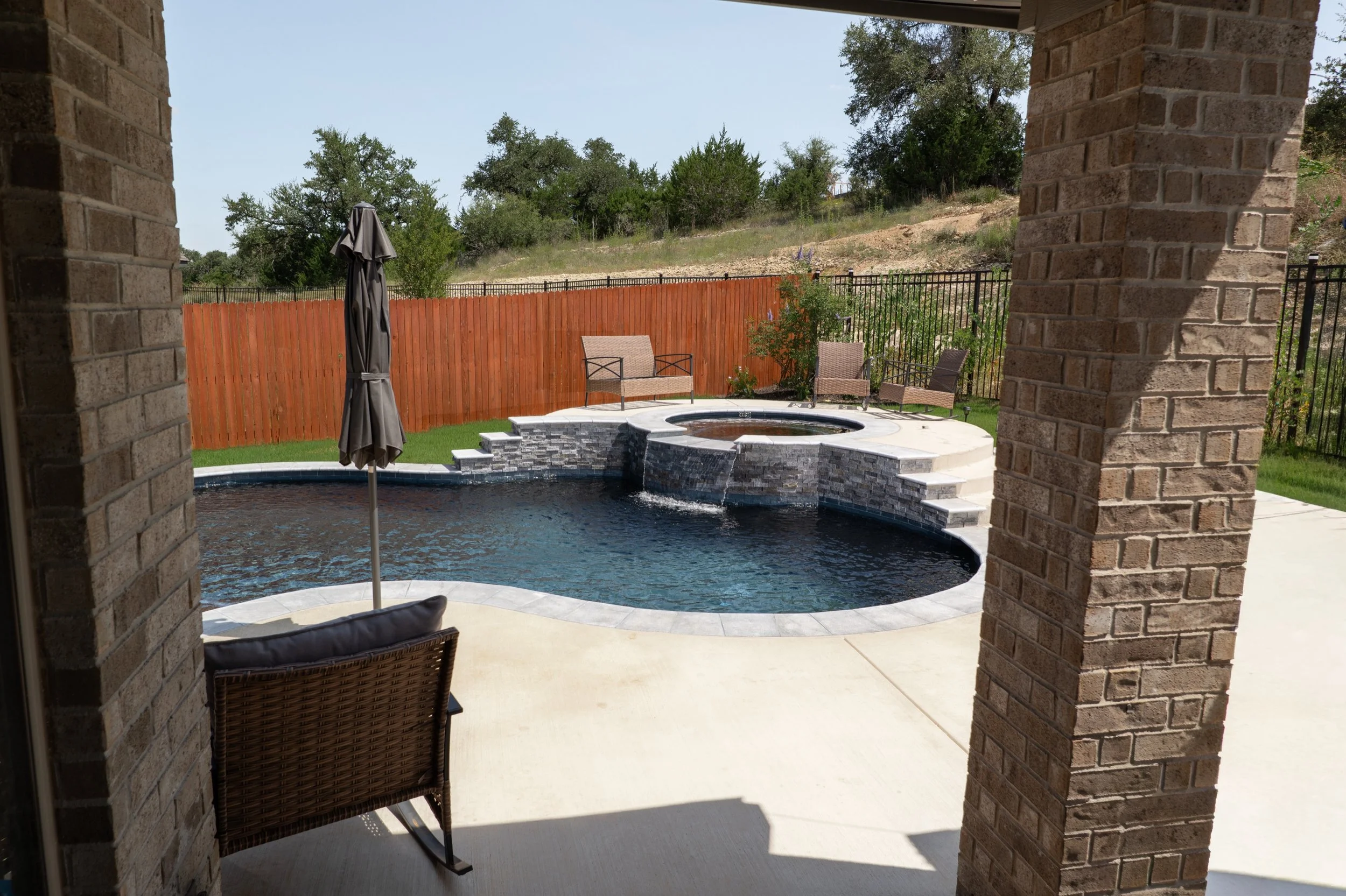 johnson-ranch-tx-custom-pool-04.jpg