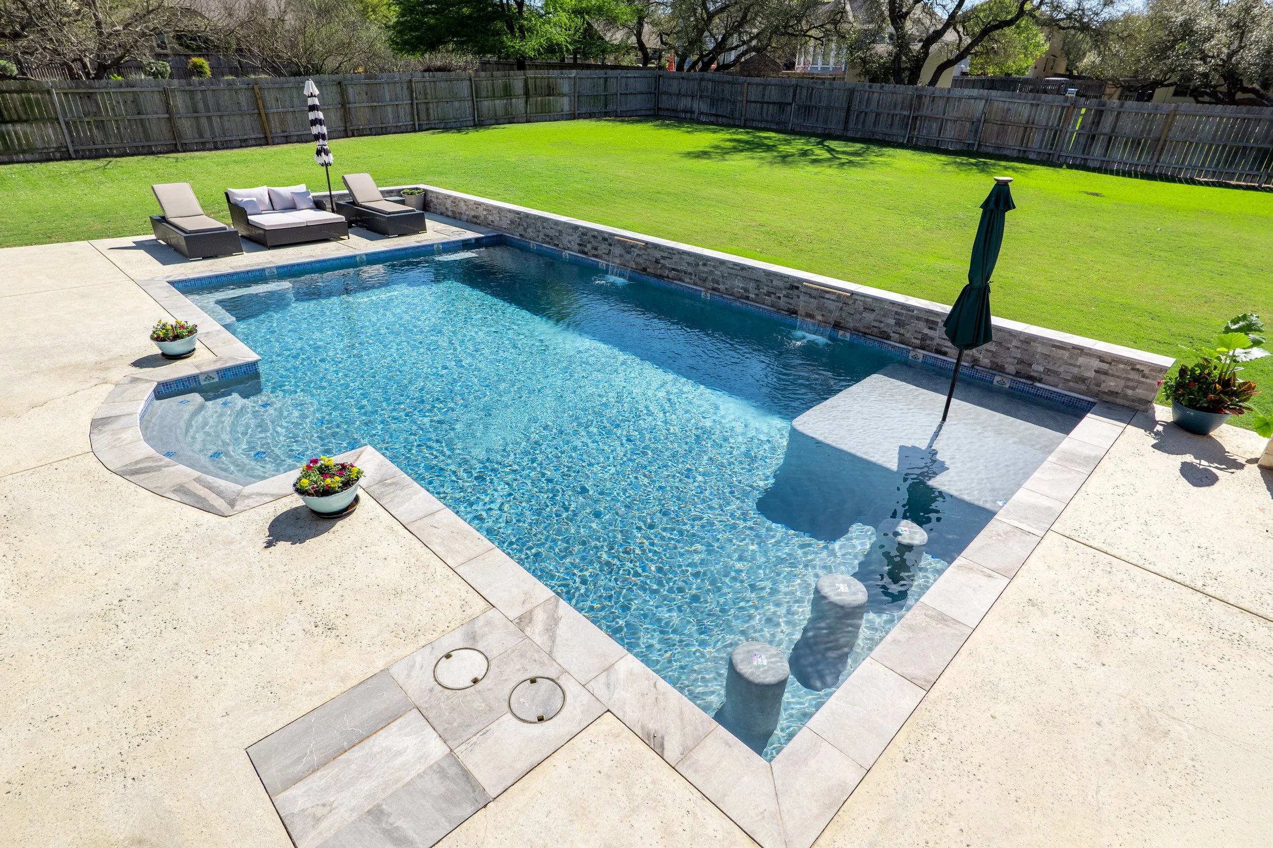 bulverde-tx-luxury-pool-09.jpeg