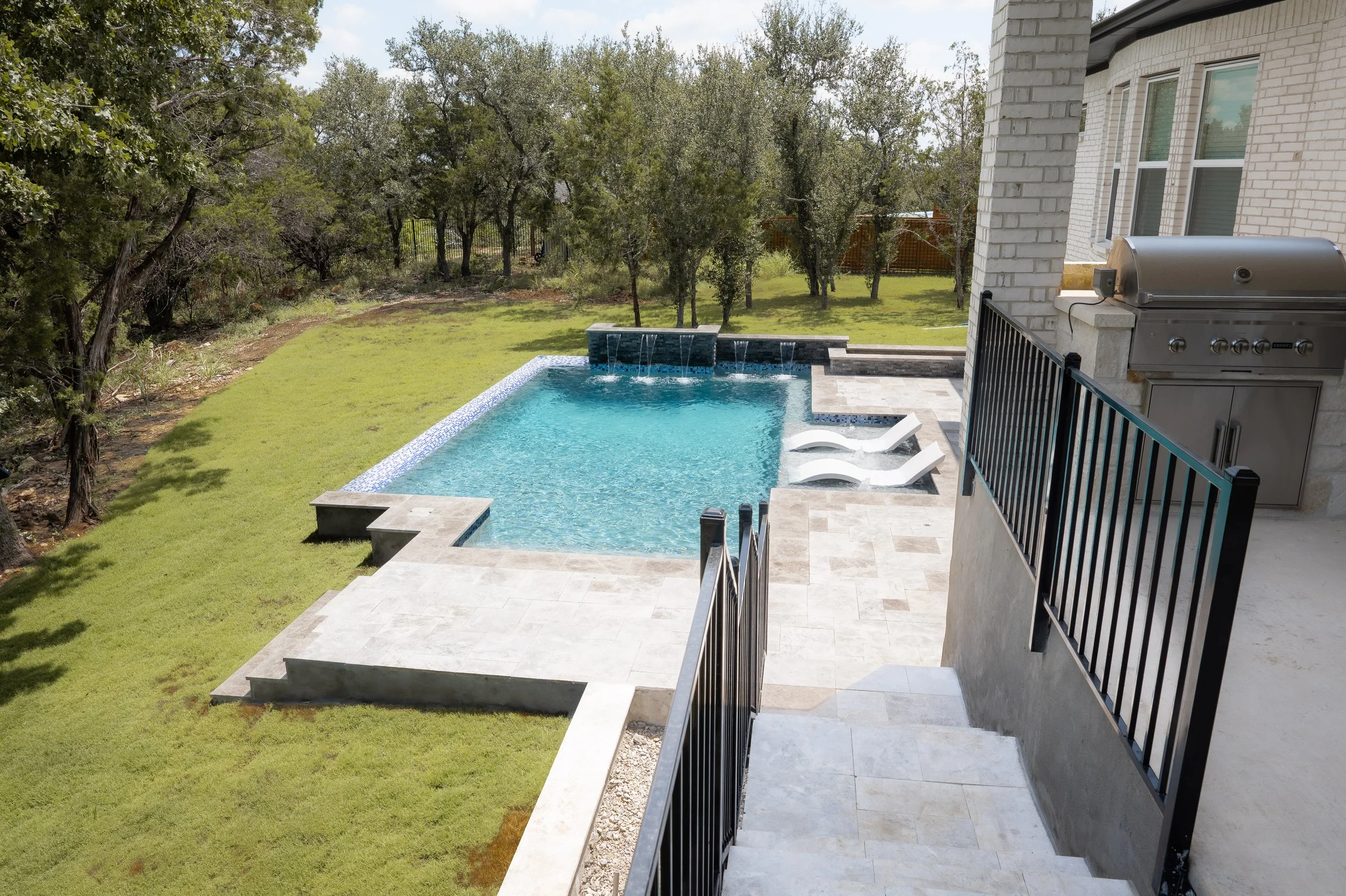 fair-oaks-ranch-tx-luxury-pool-04.jpg