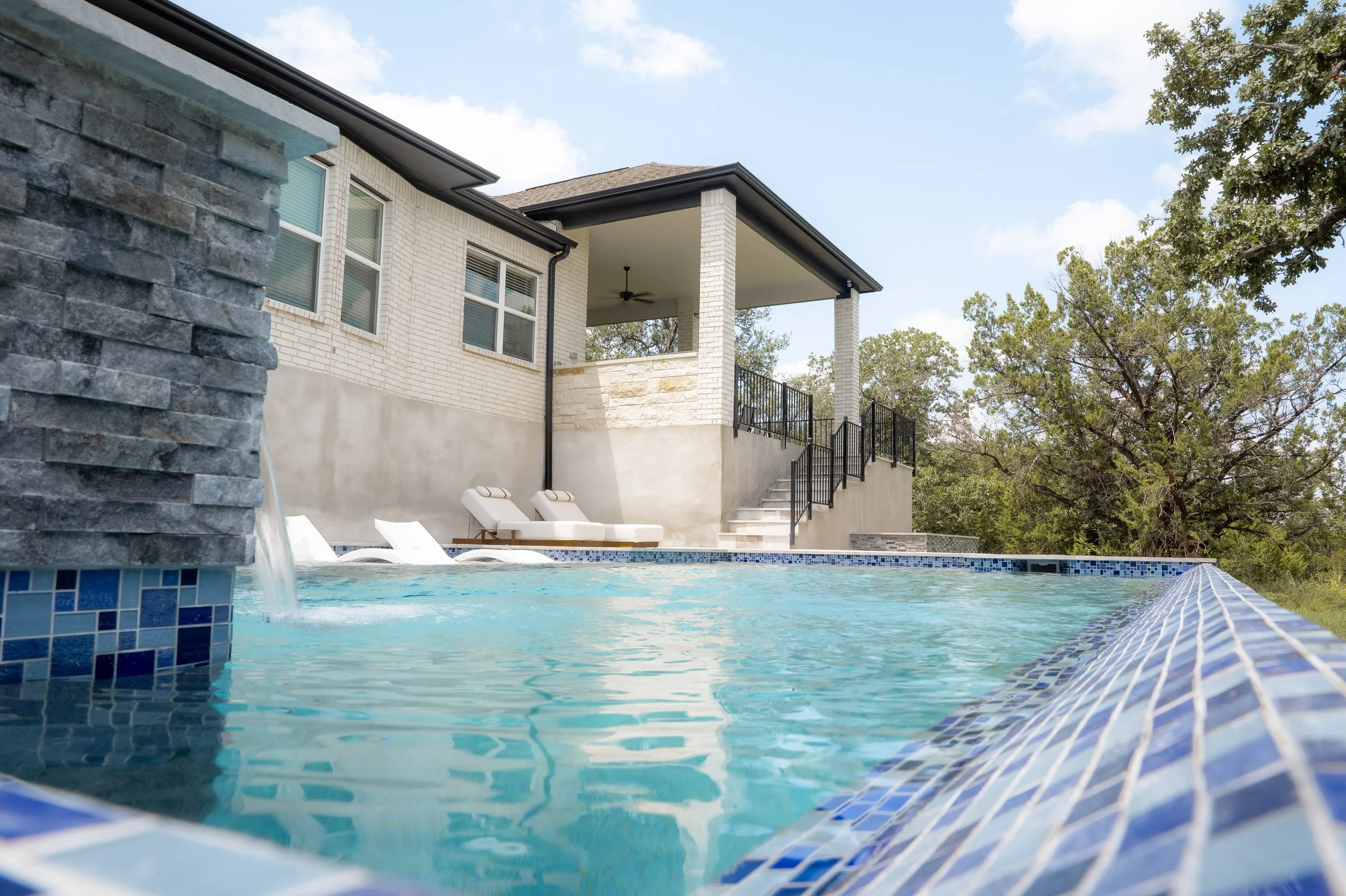 fair-oaks-ranch-tx-luxury-pool-02.jpg