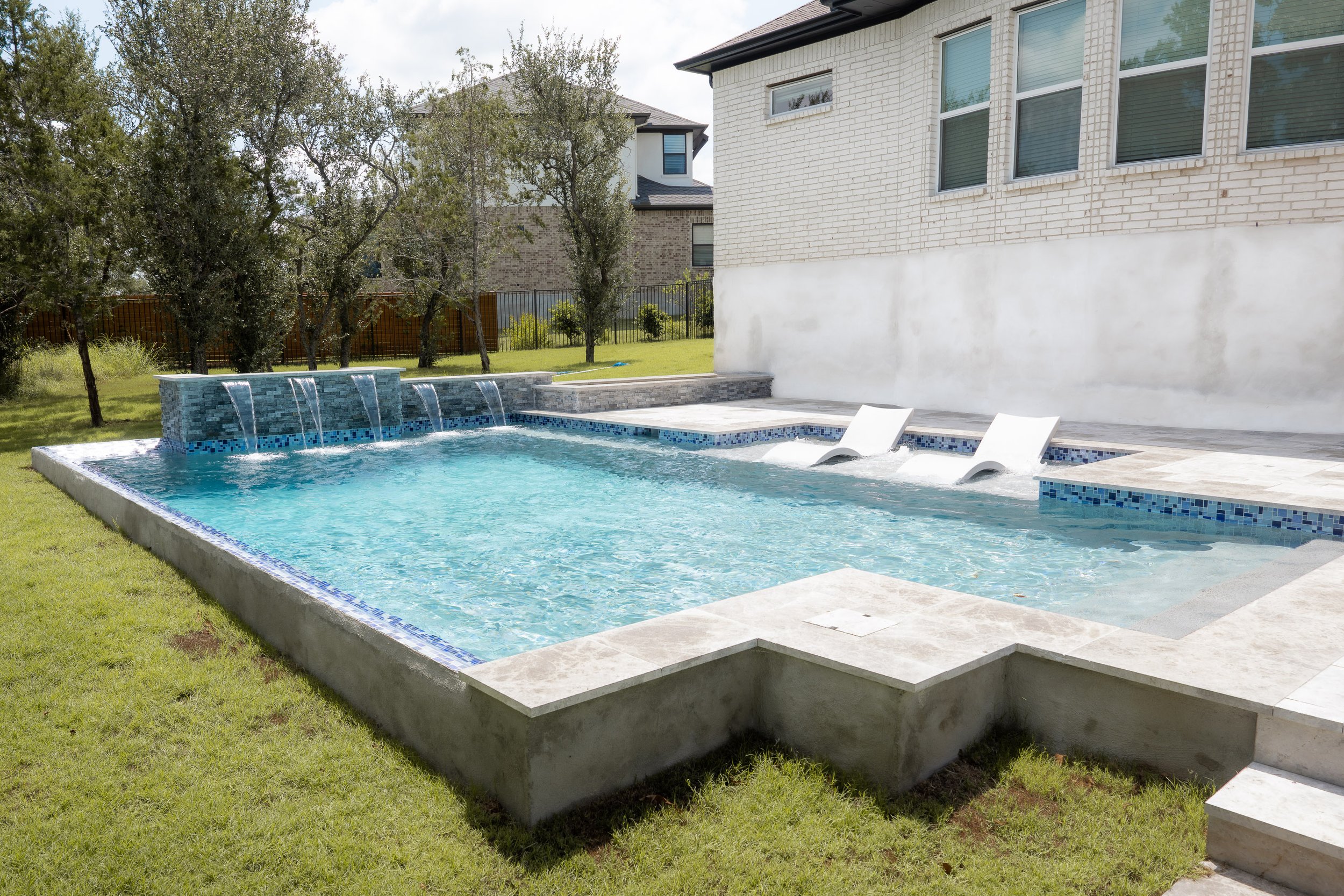fair-oaks-ranch-tx-luxury-pool-03.jpg