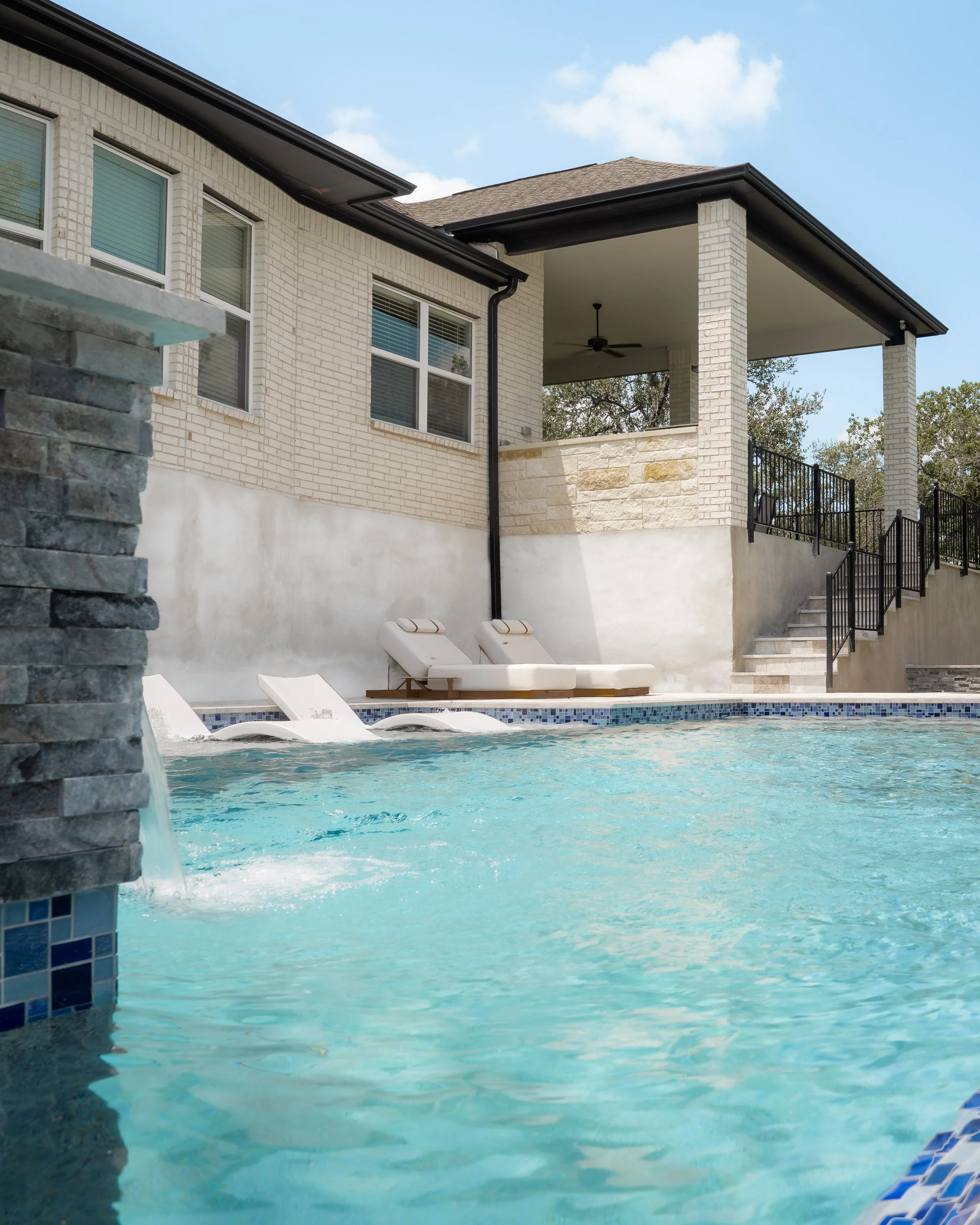 fair-oaks-ranch-tx-luxury-pool-06.jpg