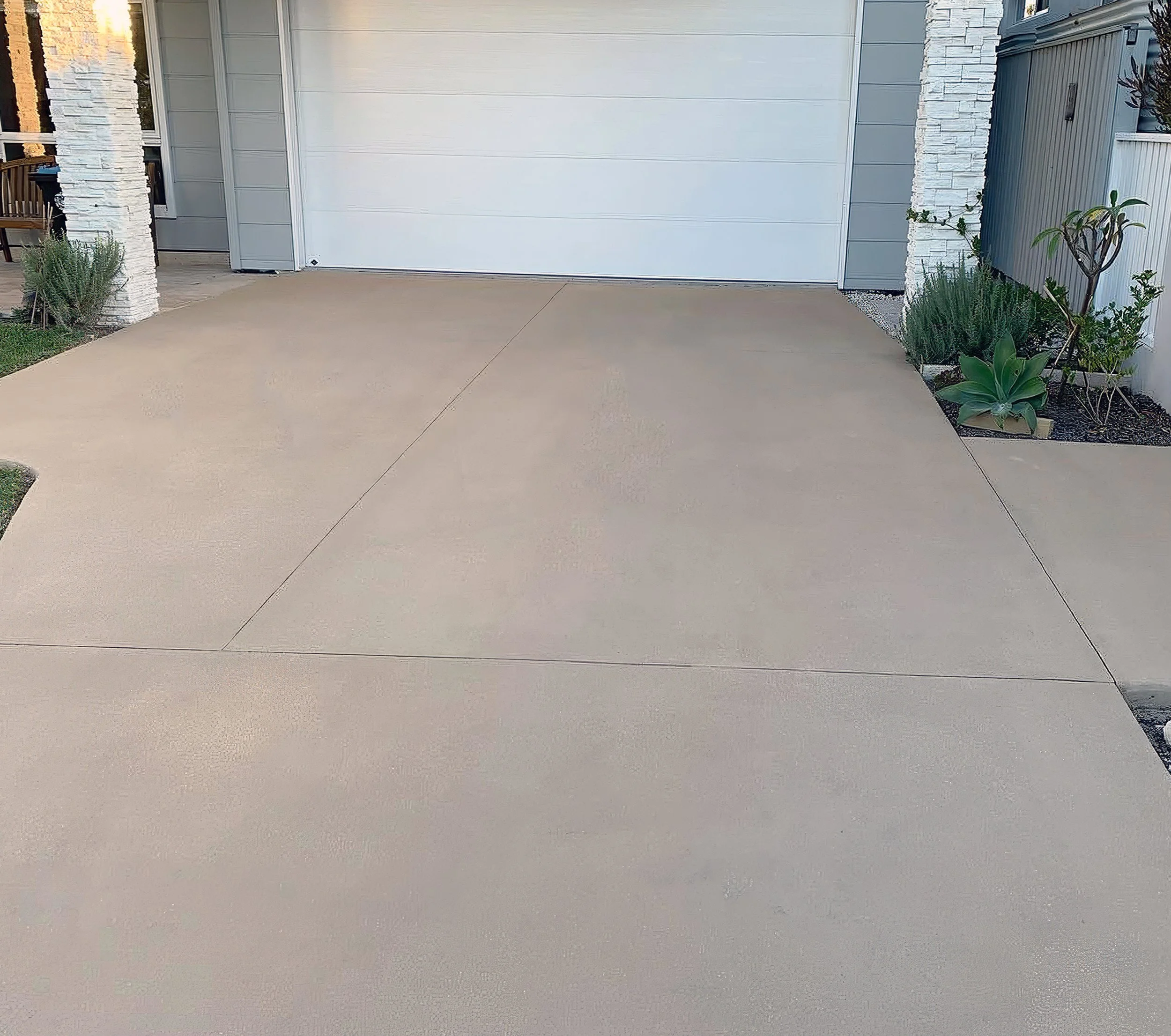 The Result: After performing structural crack repairs and levelling, we applied a premium Dulux Avista resurfacing finish in a warm "Sandy Beige." This not only hid the structural flaws but completely modernised the home's street appeal