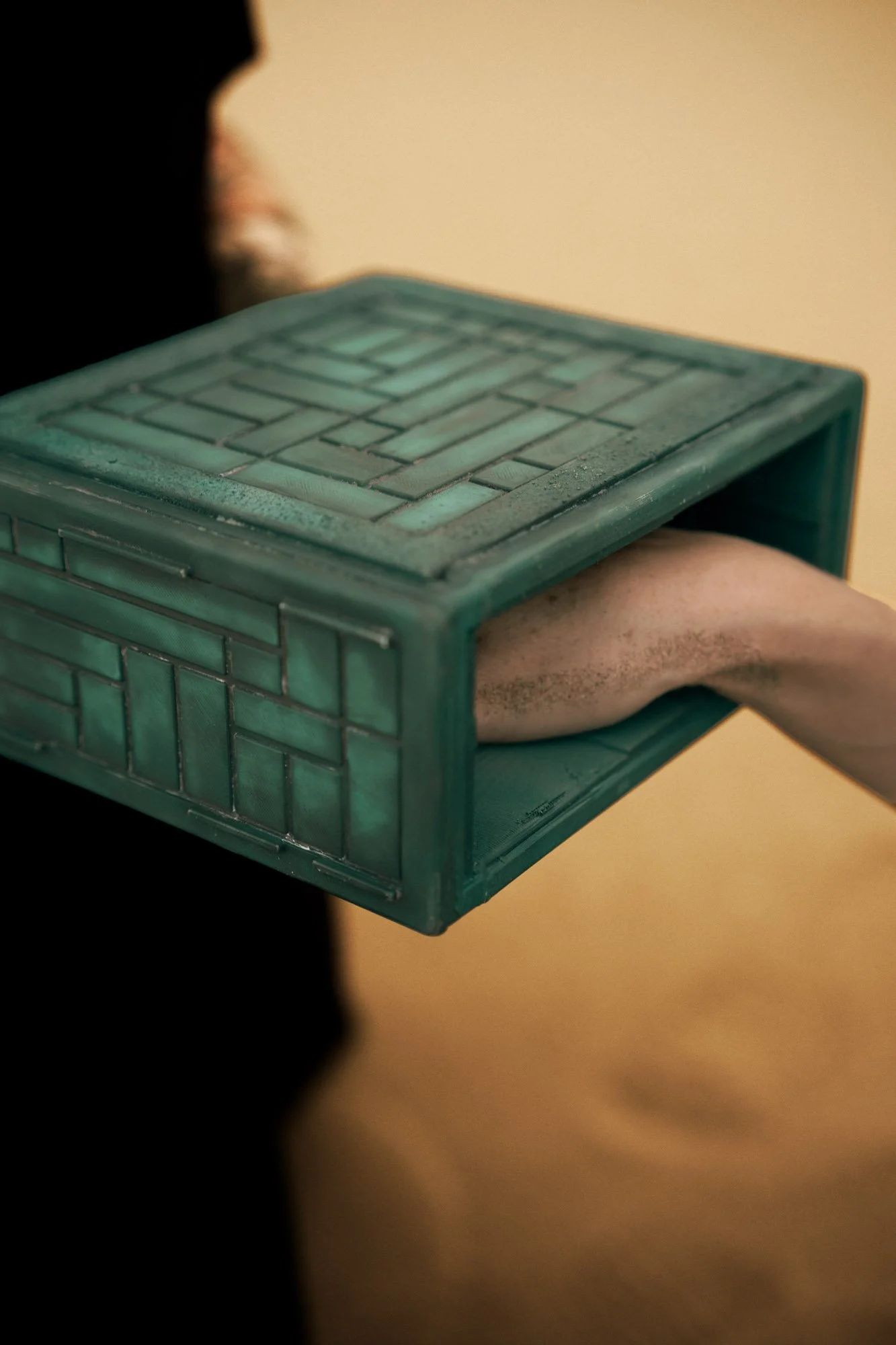 Dune-inspired Pain box held in the desert
