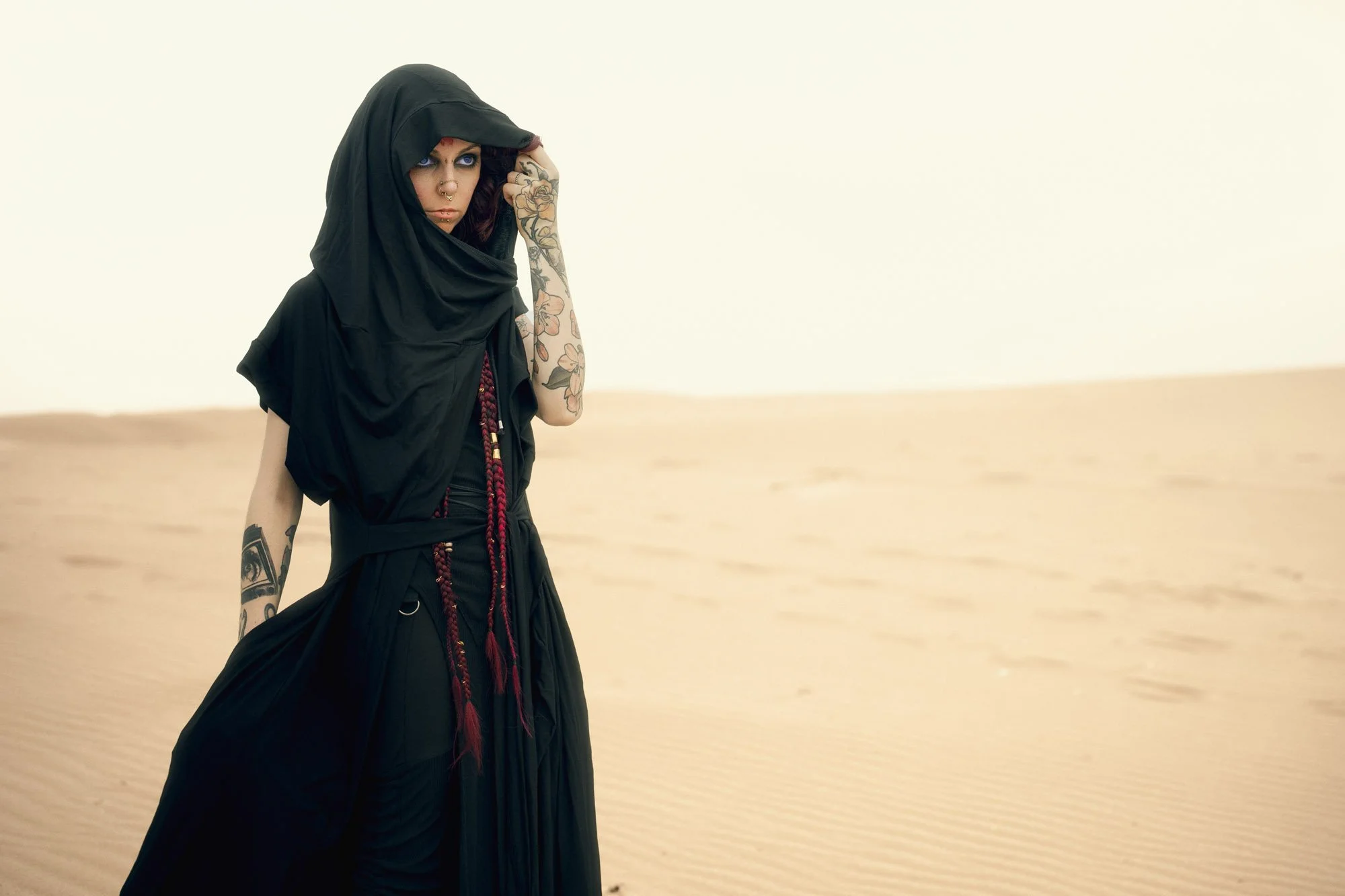 Ainhoa as a Reverend Mother walking across the desert of Arrakis