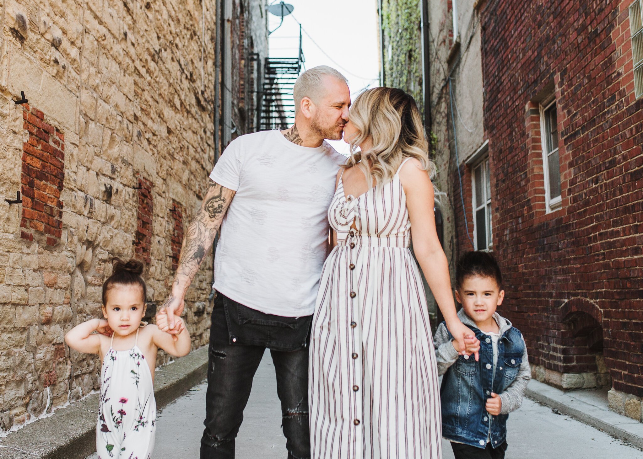 Osiris Photography Urban Family Session New Lenox IL Photographer (7).jpg