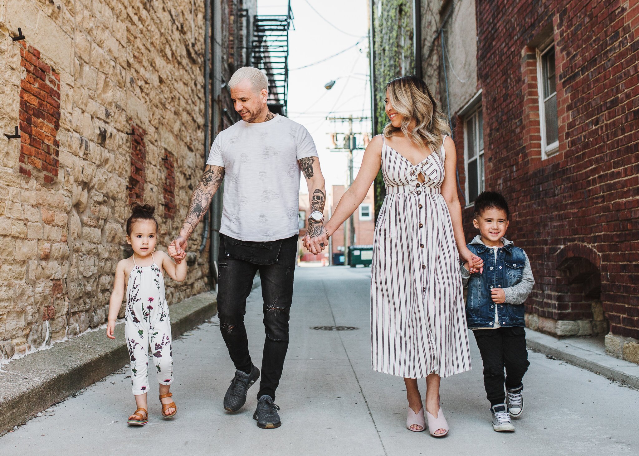 The Leons // Urban Family Session, New Lenox, IL