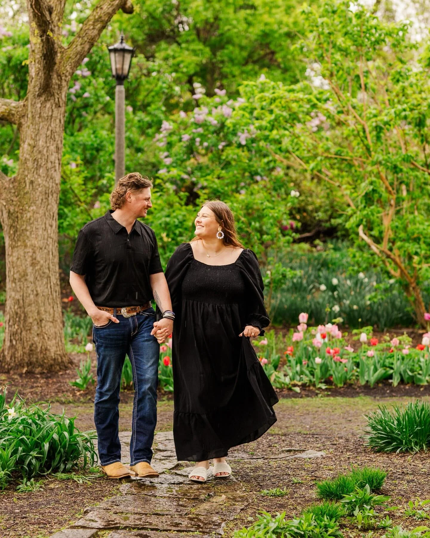 What started as a sweet couples session at Lilacia Park turned into the most magical surprise 💍🌸 Audrey thought we were just there to capture some spring memories in the blooms but Billy had a bigger plan.

With lilacs in full bloom and a little he