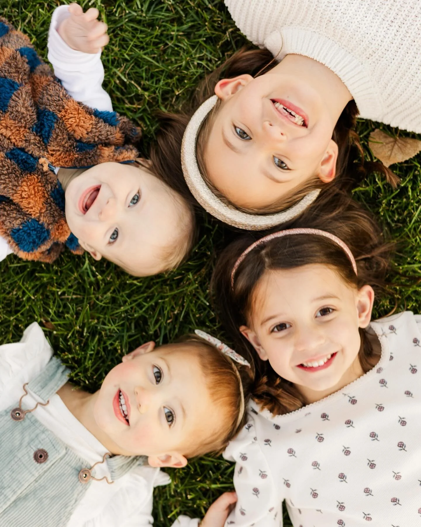 This fall session at the Naperville Riverwalk was full of love, laughter and sweet candid moments. From the playful bonds between siblings to the love between mom and dad, these are the memories that last a lifetime. ✨💫

#napervilleriverwalk #family