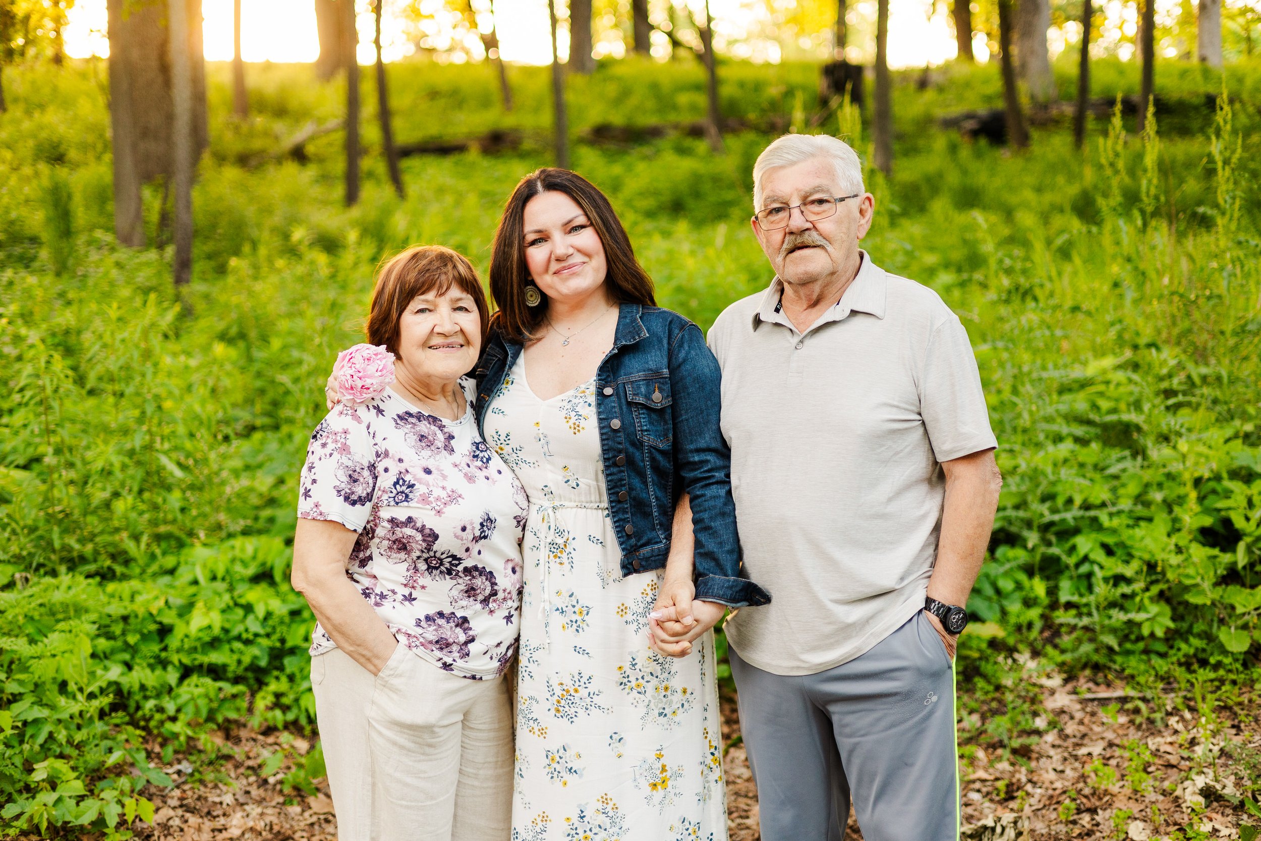 chicago-western-suburbs-generational-family-photographer-outdoor-21.jpg