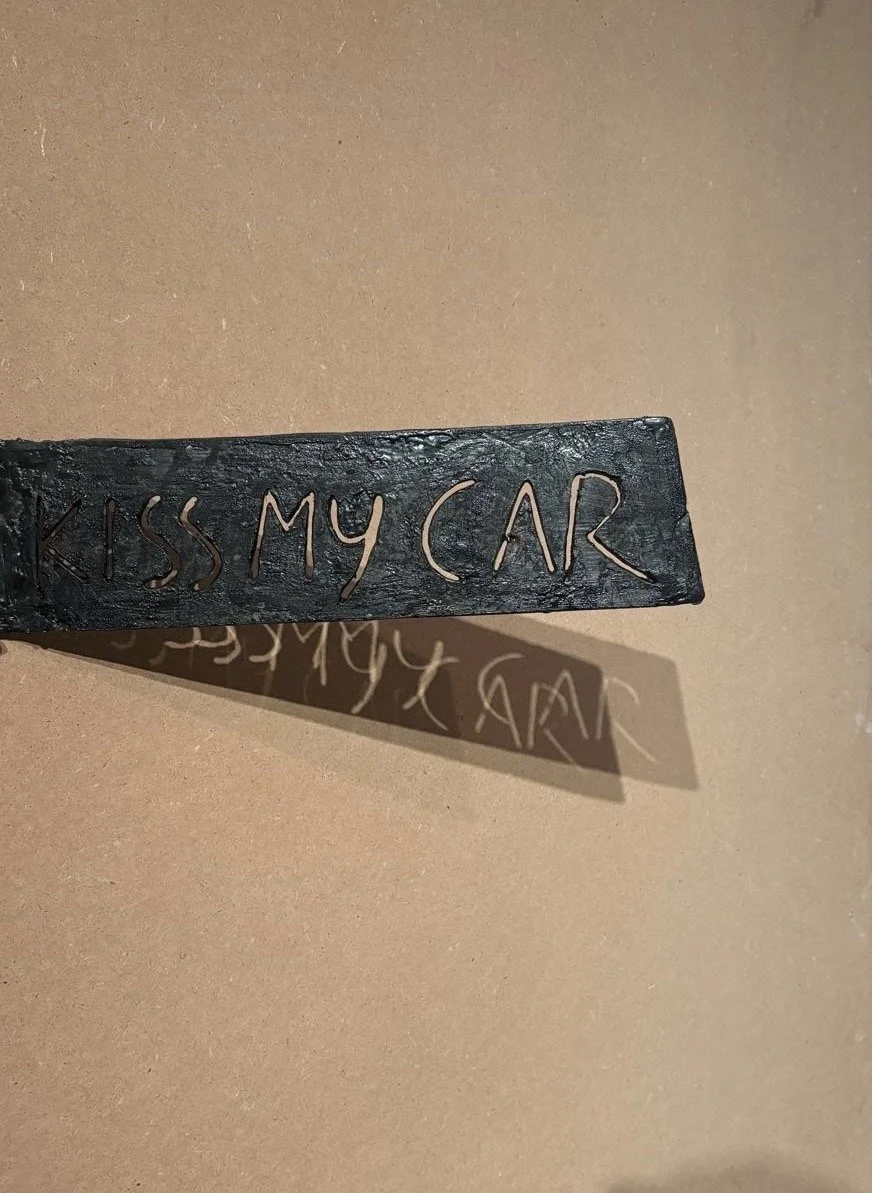 Kiss my car, 2026
Wachsmodell
45 cm x 15 cm x 0,6 cm
Matilde Romagnoli
