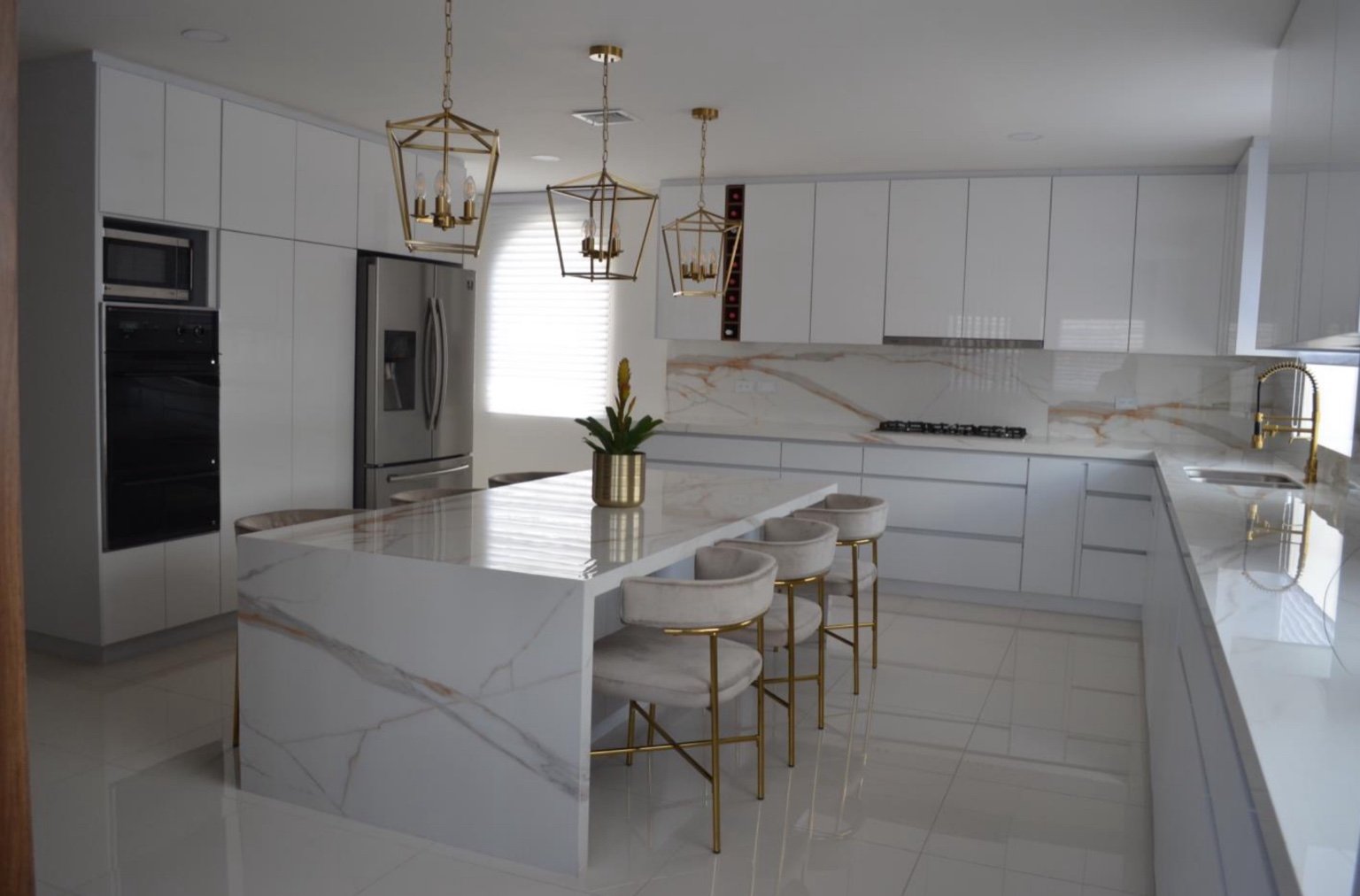 Custom Kitchen Cabinetry