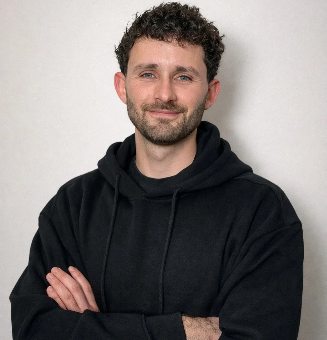 Wat begon als een idee
wordt binnenkort een plek.

Mijn eigen studio.

Waar en wanneer? Dat deel ik binnenkort. Stay tuned 👀