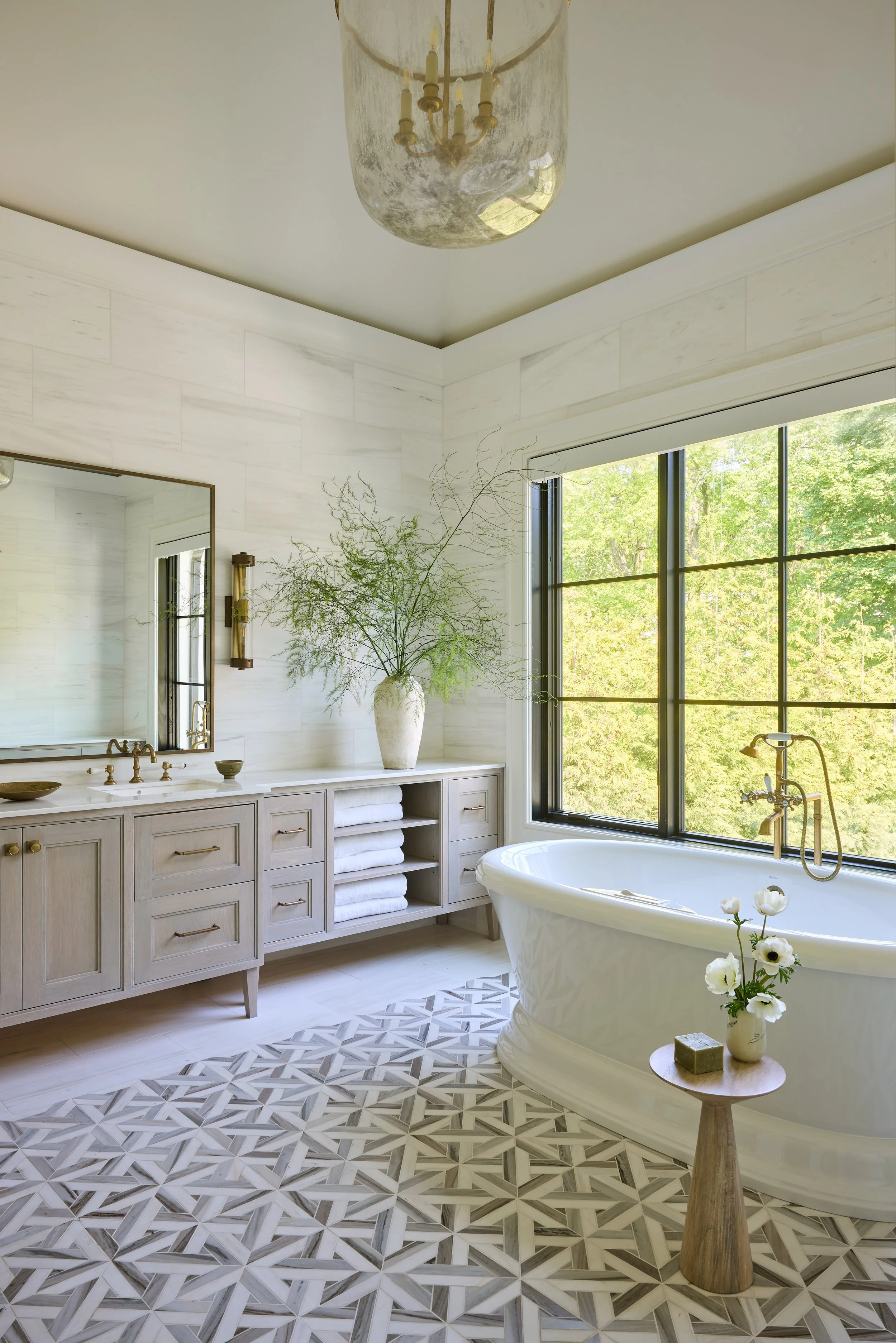 Master Bathroom Tub.jpeg