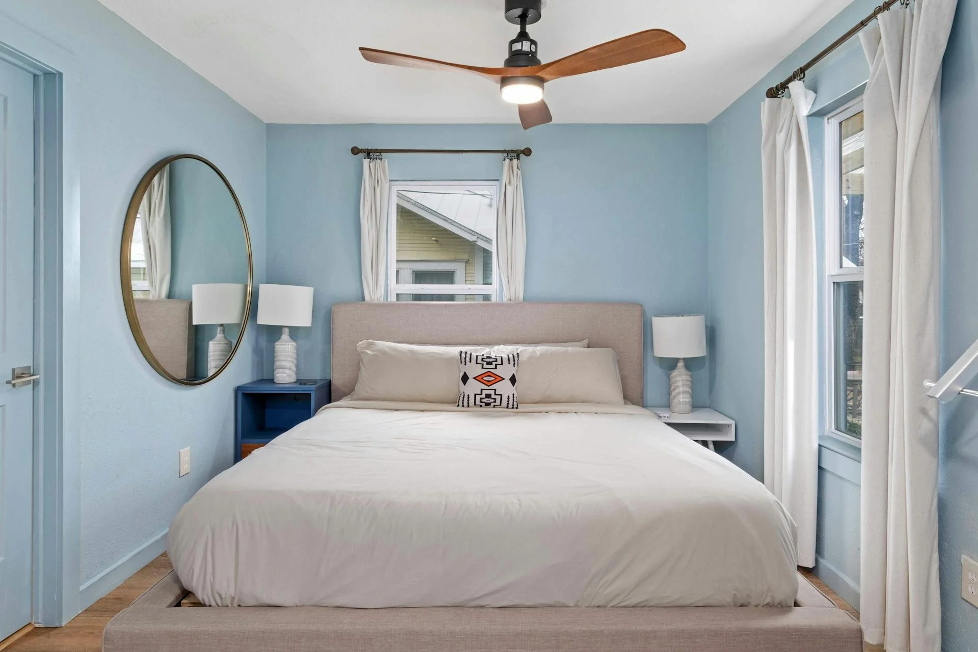 plush-bedding-east-austin-airbnb.jpg