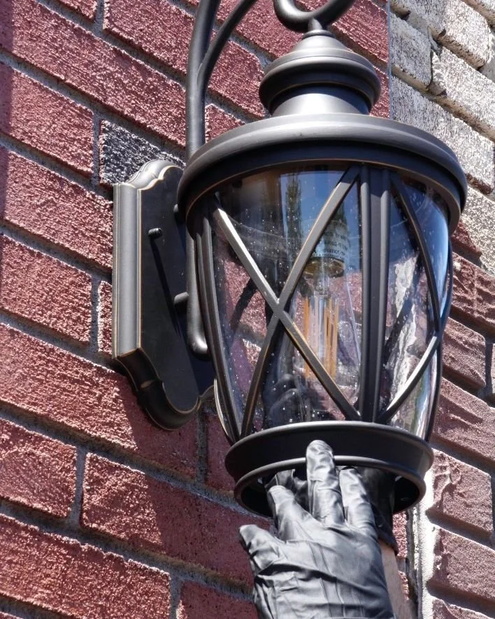 A fresh look for this business 🏠💡

We just finished installing this new exterior wall lantern, instantly elevating the curb appeal and safety of the entryway. 

Whether you&rsquo;re looking for a simple fixture swap or a brand-new outdoor lighting 