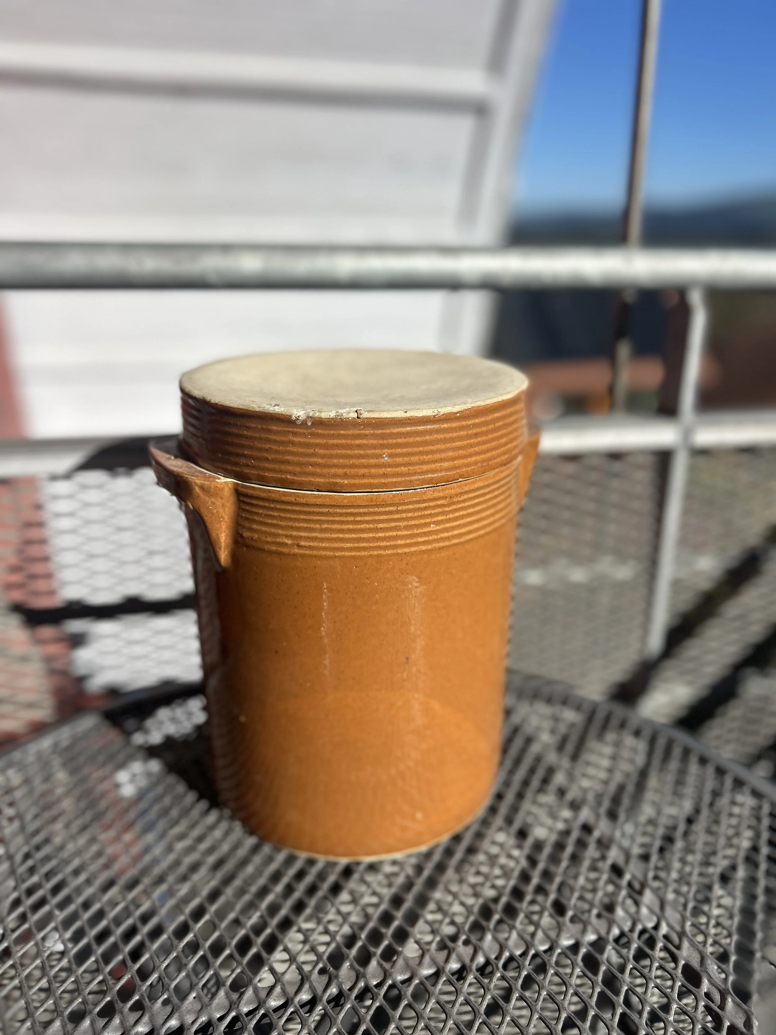 Large 19th-Century French Confit Pot with Caramel Glaze