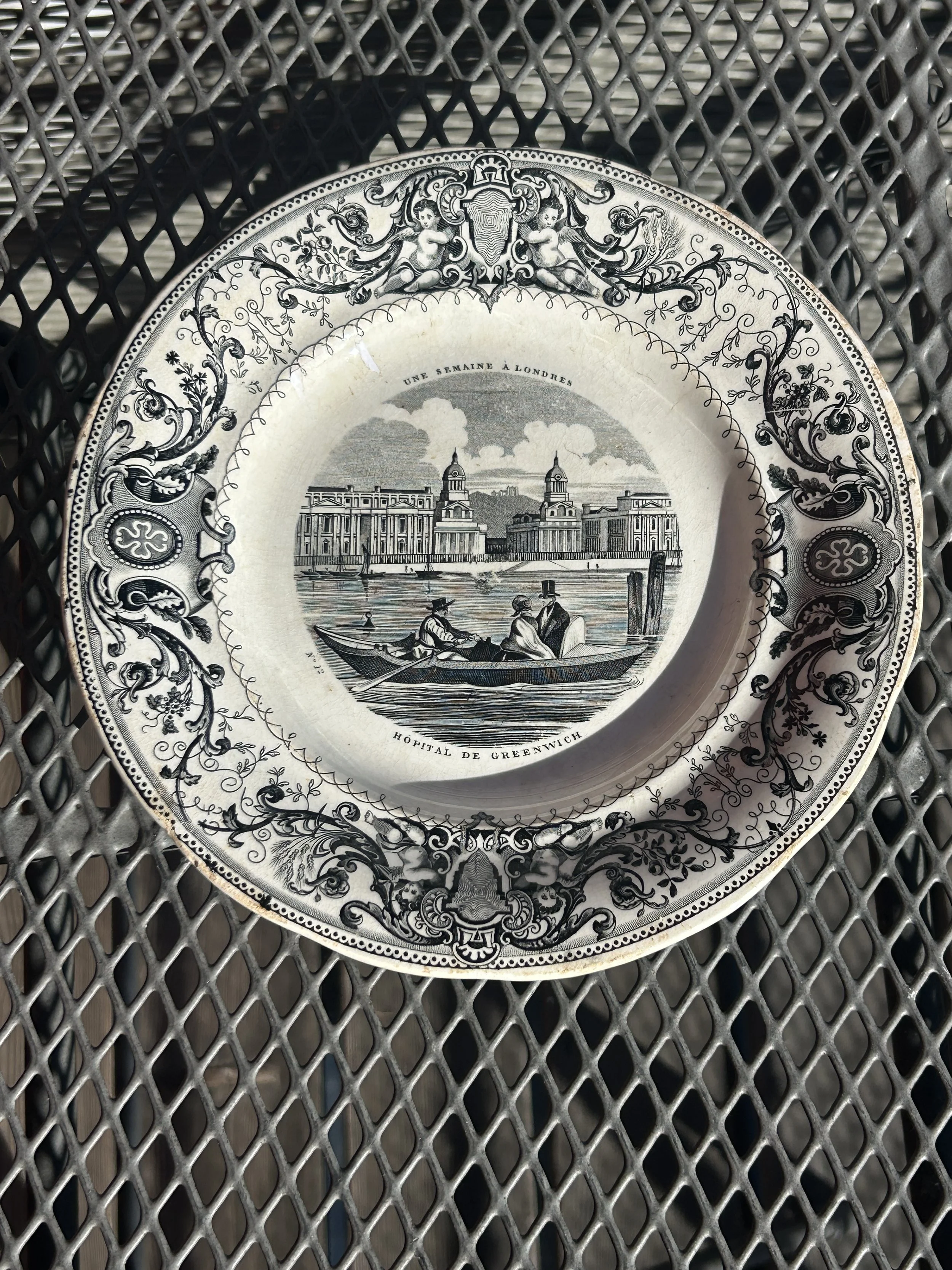 Choisy le Roi "Hopital de Greenwich" Plate