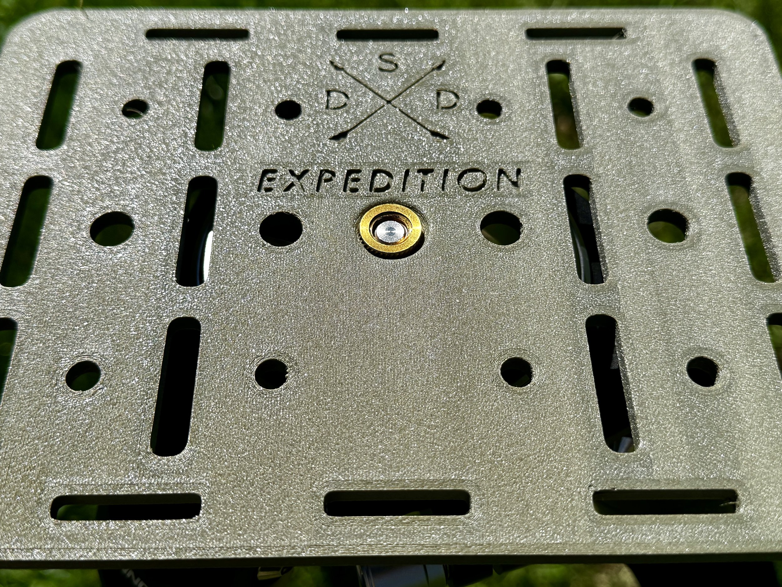 DSD - Expedition Green Oblique.jpg