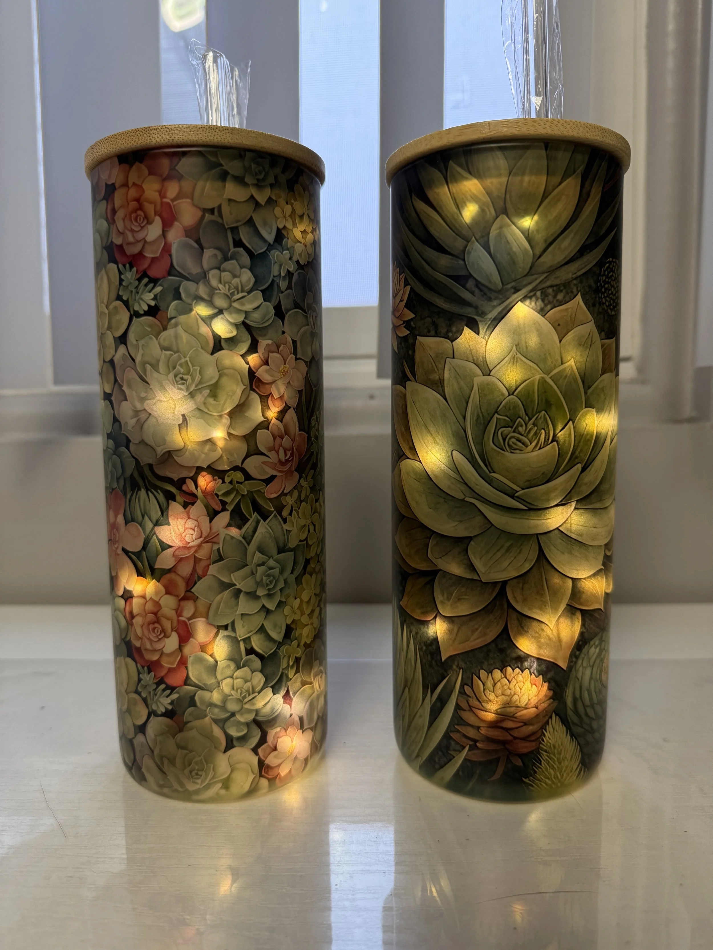 25 oz. Glass Tumblers w/lights
