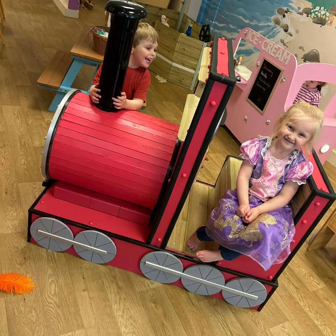 What. A. Day. 

Thank you so much to everyone who came to one of our very first play sessions today - it honestly meant the world.

To Hannah for being an amazing friend by offering to come in and lend a hand 💛

And to the card reader&hellip; for ev