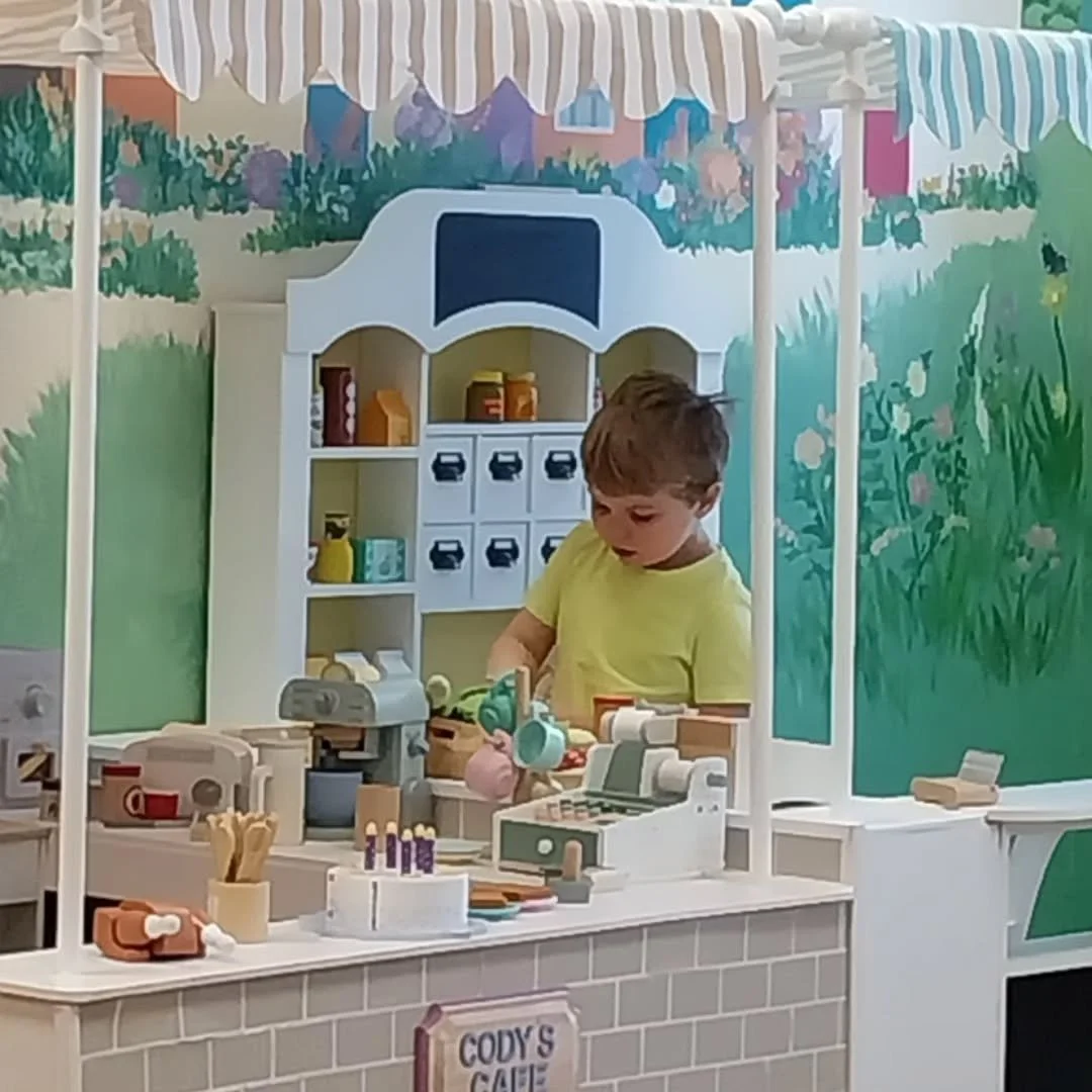 Wondering what a session at The Nook actually looks like? 

It&rsquo;s 90 minutes of little ones exploring, playing and moving freely through the space&hellip;

From the seaside to the train, into the town and beyond 🌊🍦🚂🏘🌳

Moments of imaginatio