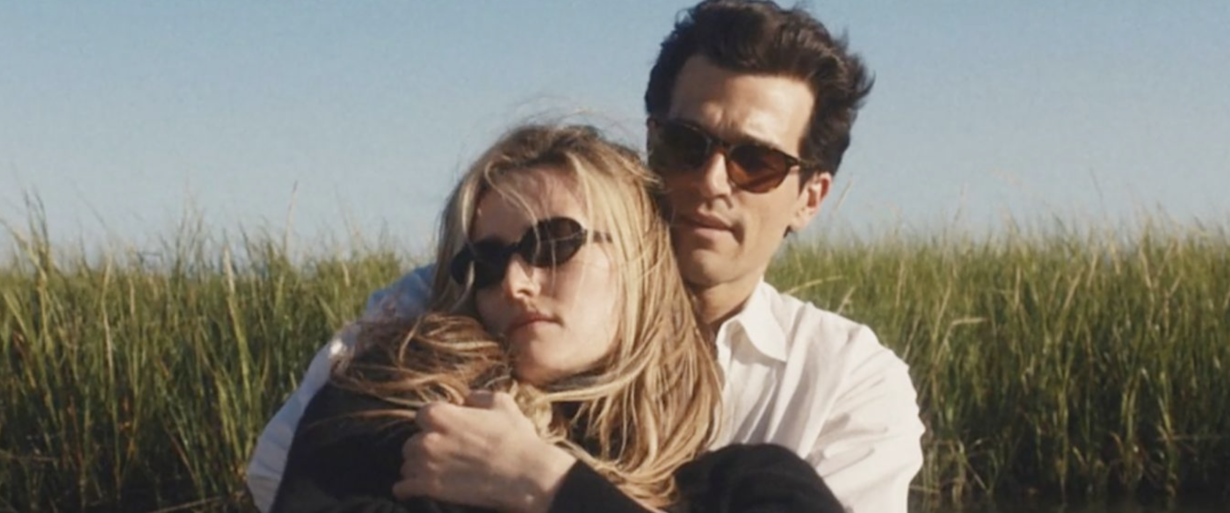 EL SOUNDTRACK DE LOVE STORY: LA MIXTAPE NOVENTERA QUE DEFINE LA SERIE DE RYAN MURPHY