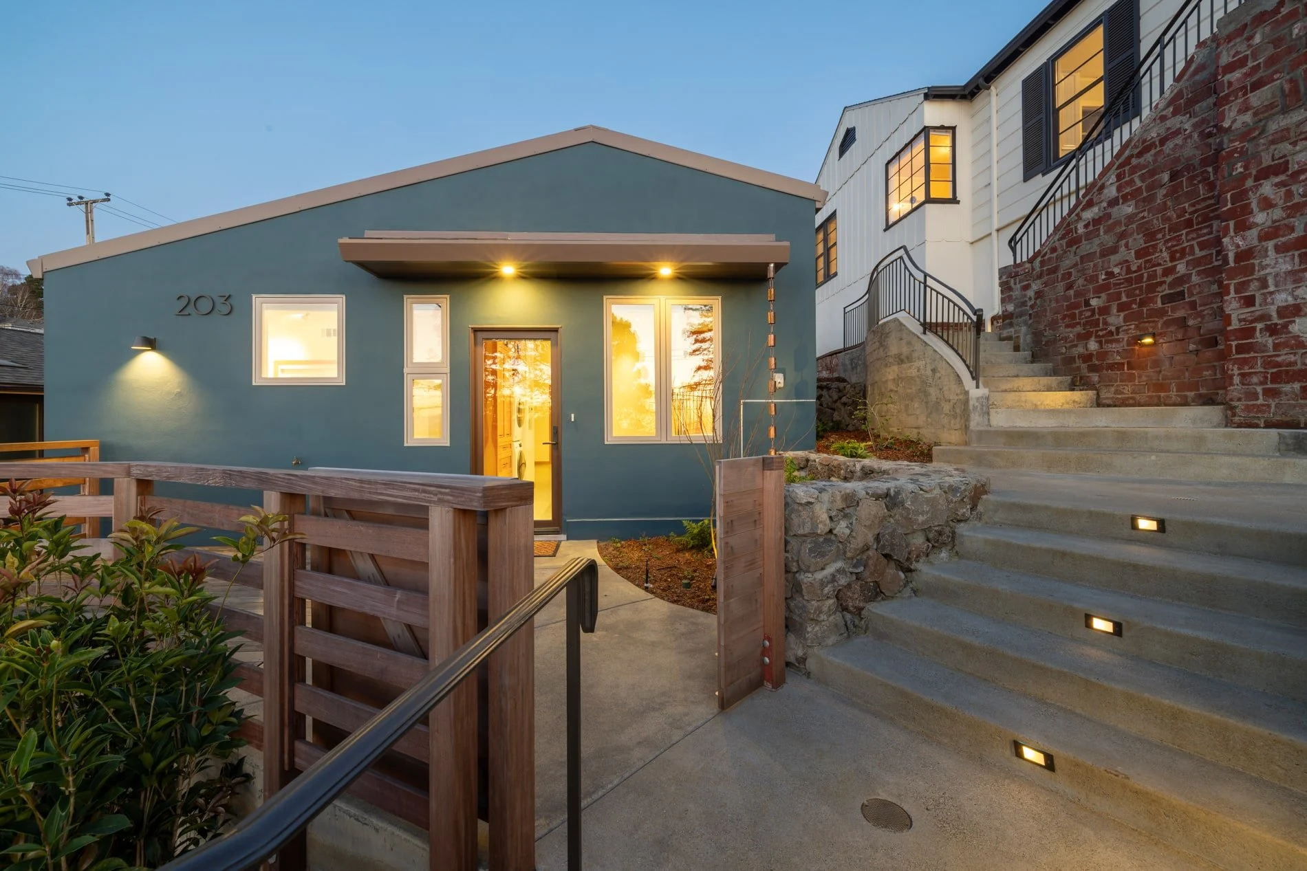 205_Columbia_Ave_Kensington_CA_94708_Twilight_72ppi-2-min.jpg