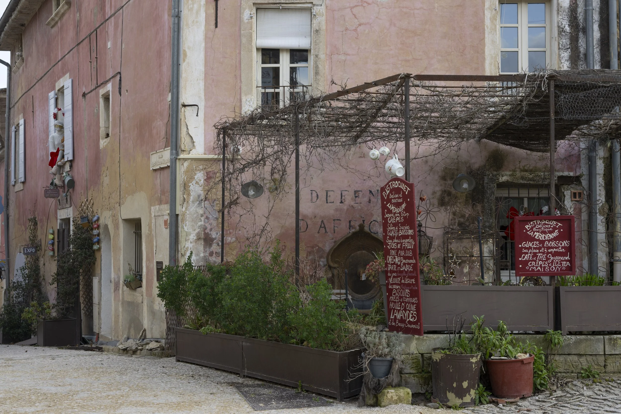 Oppéde-le-Vieux, France, January 2026