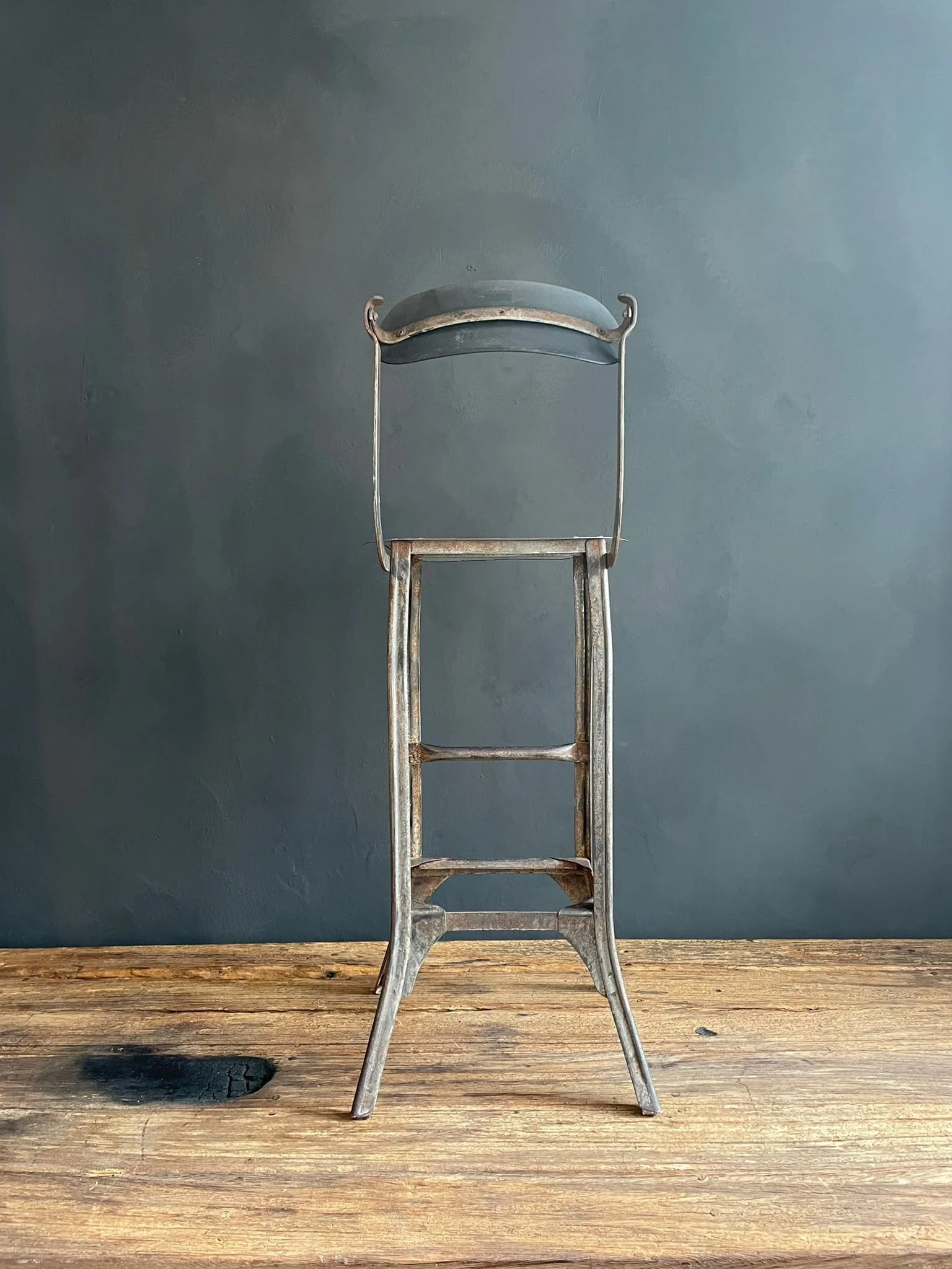 RELLIK | Vintage Industrial Stool