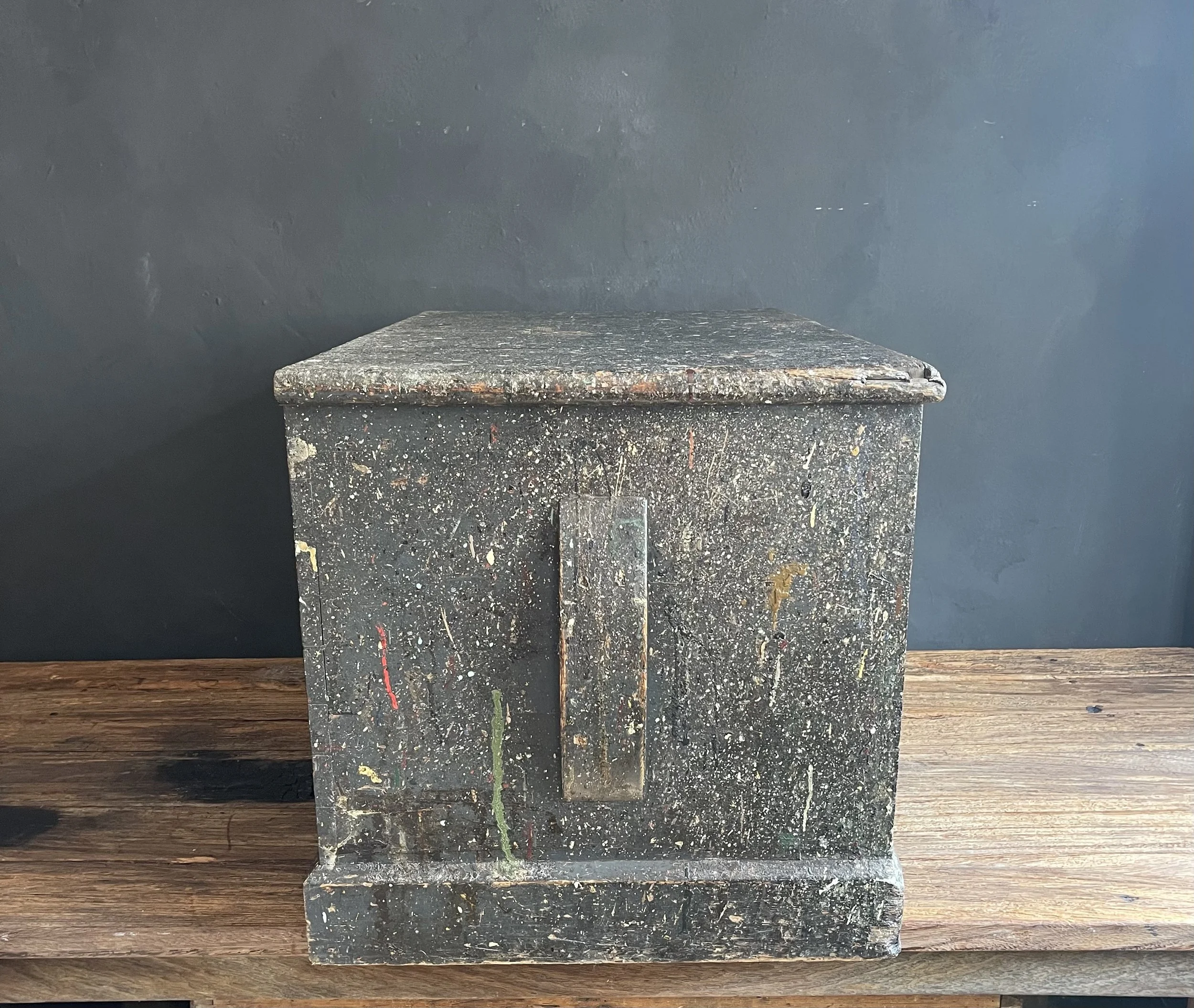 RELLIK | Shipwrights Chest 19th Century