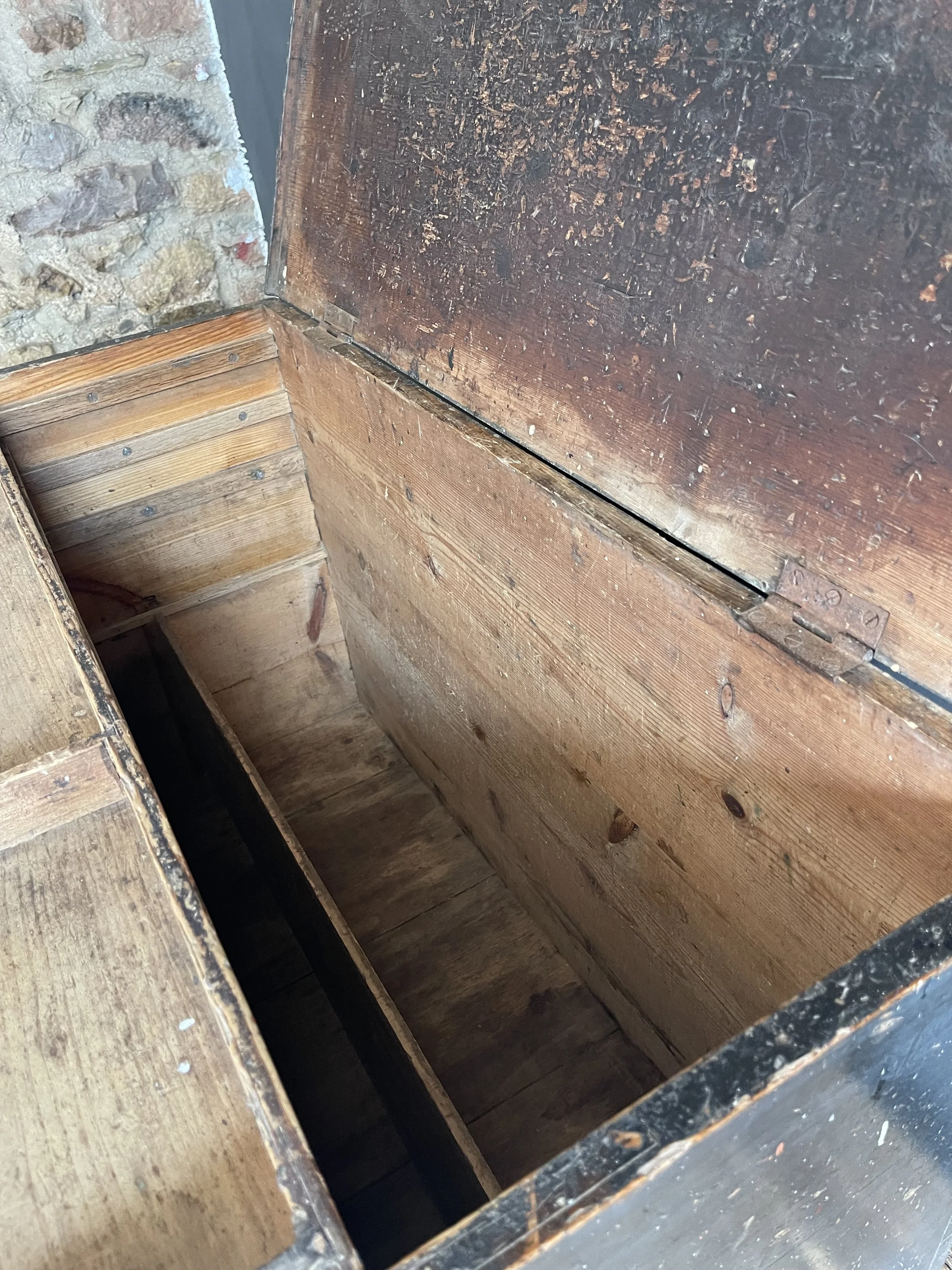 RELLIK | Shipwrights Chest 19th Century