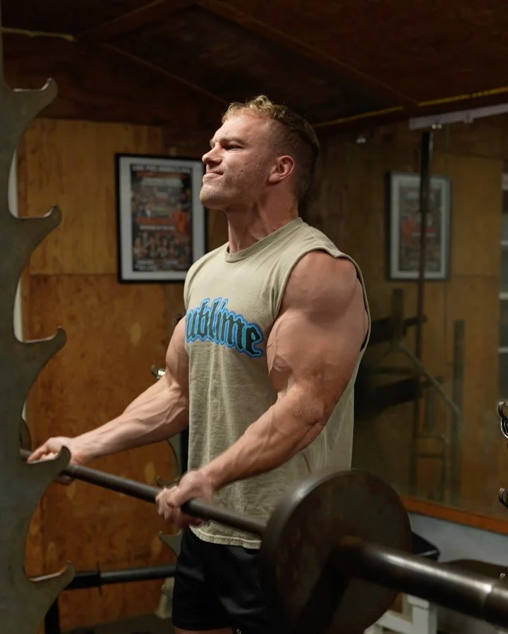 ARM WORKOUT (no supersets)

Overhead cable extension 
 - 4x20

Machine curl
 - 4x20

Db hammer curl
 - 4x12

Cable pushdowns 
 - 4x15

Bb curl
 - 4x12-15

Close grip bench 
 - 12,8,8,8 last set drop set 

Reverse cable curl
 - 4x15

Single arm extens