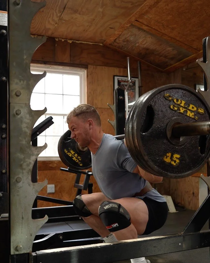 LEG WORKOUT 

Deficit RDL
 - 15,12,10,10,8,8

Extensions 
 - 16,12,10,8

Squat 
 - 10,8,6,6

Wide stance leg press
 - 4x15

Seated curl
 - 5x12

Calf raises 
 - 4x15

#LegDay  #HamstringWorkout  #LegWorkout #LegPress #Squat