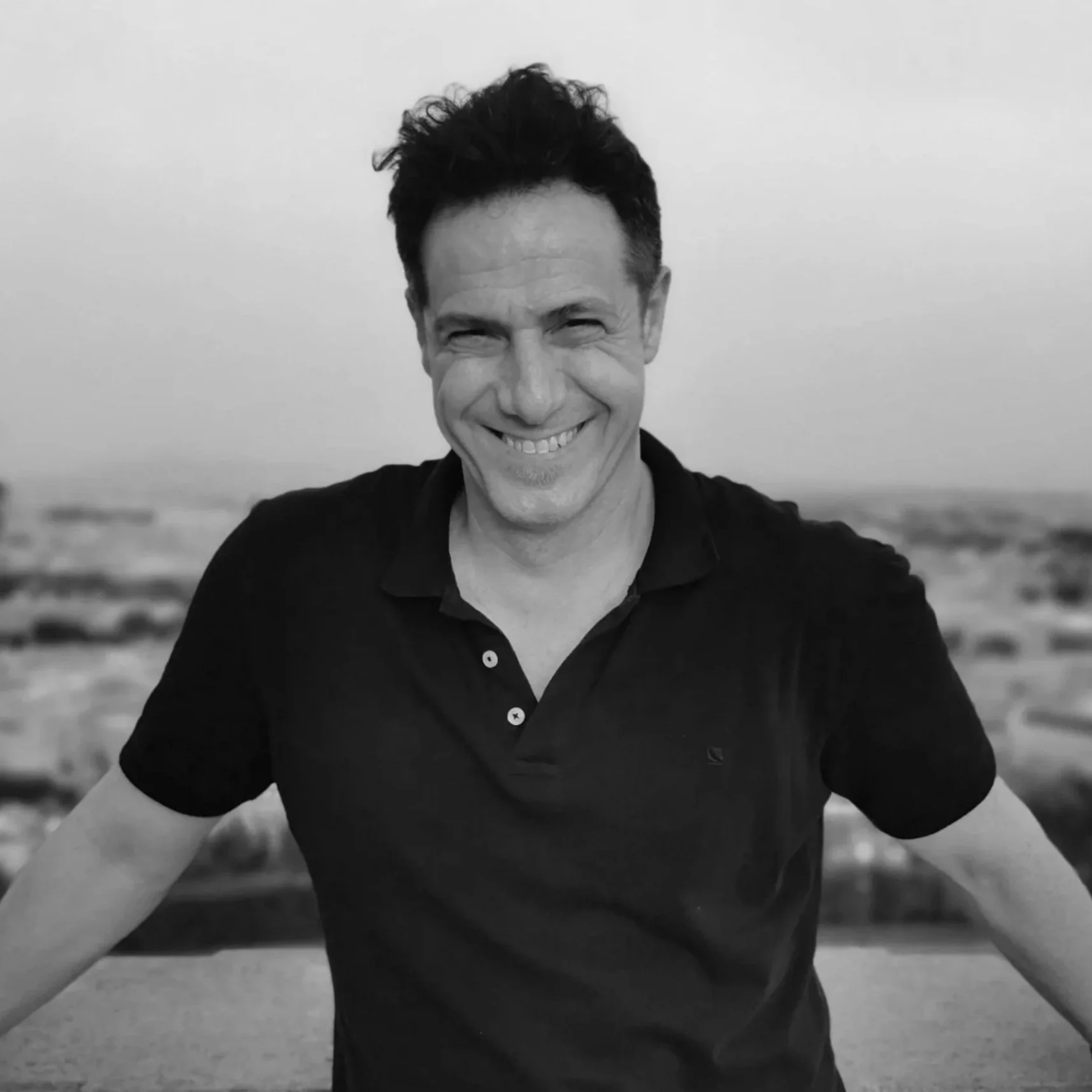 Maño, director artístico y cofundador de Cuatr8chos, especializado en shows para eventos.