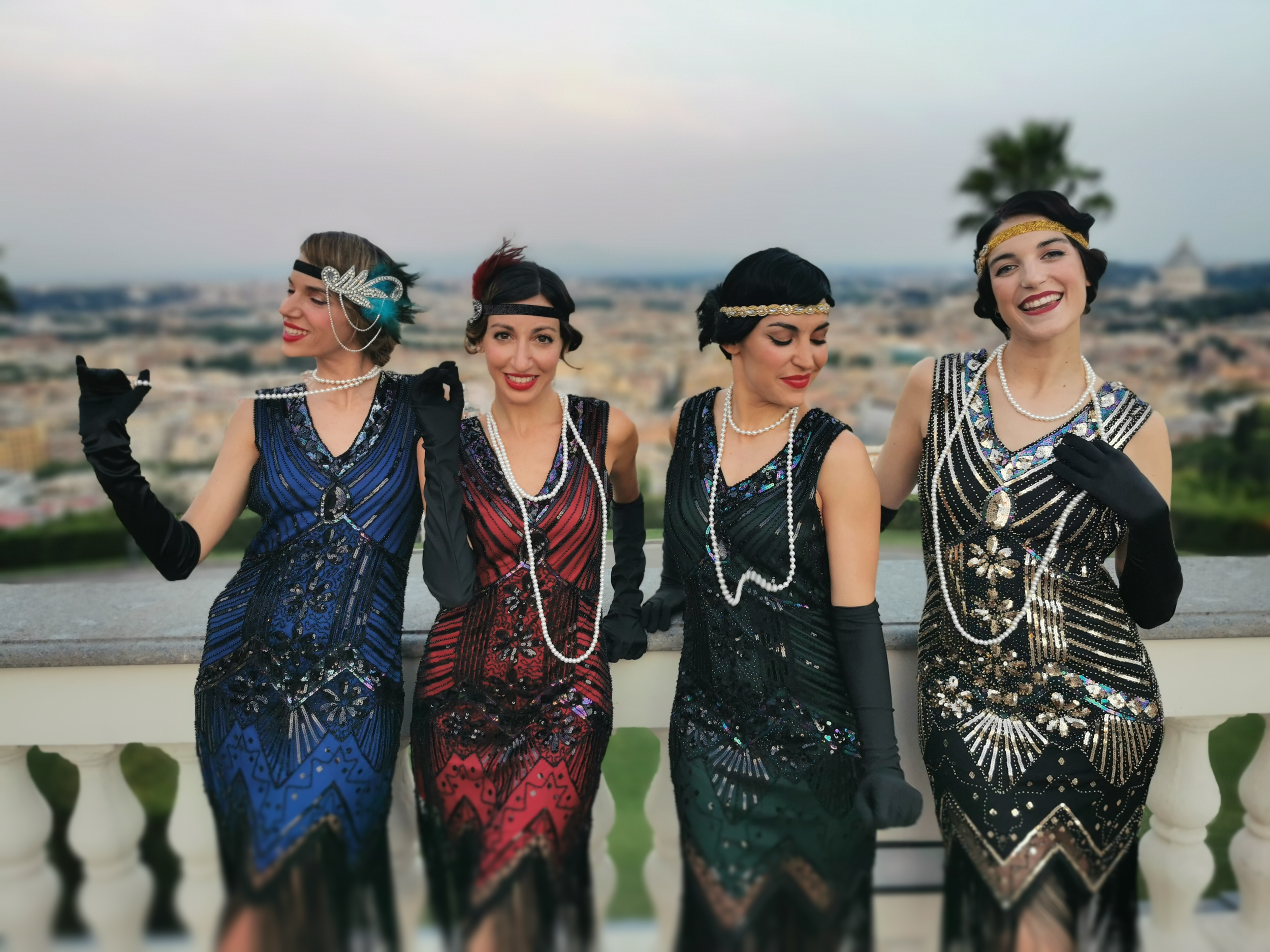 Show temático años 20 estilo Gatsby de Cuatr8chos para evento premium.