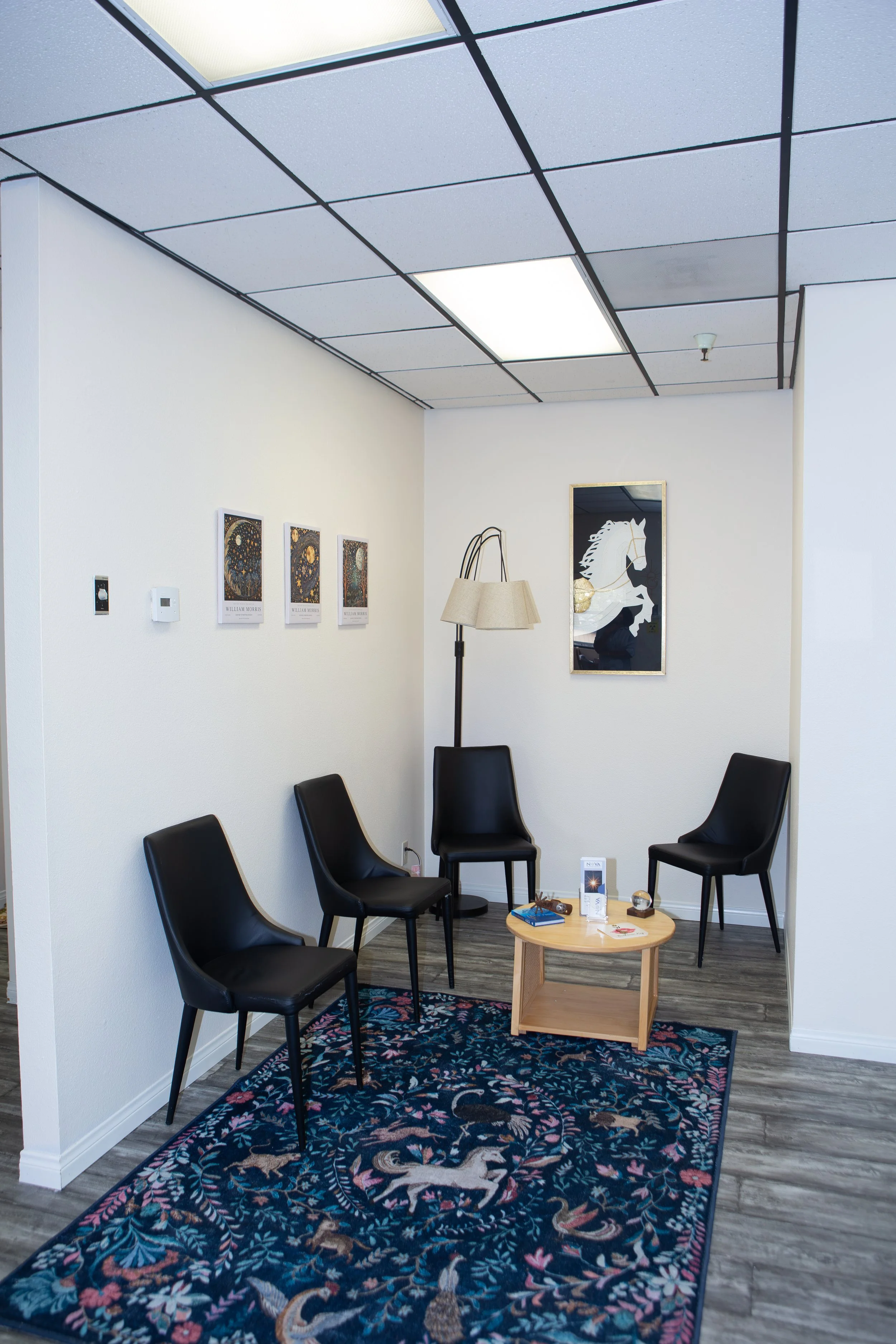 Image of the waiting area of nova upper cervical chiropractic in Carlsbad