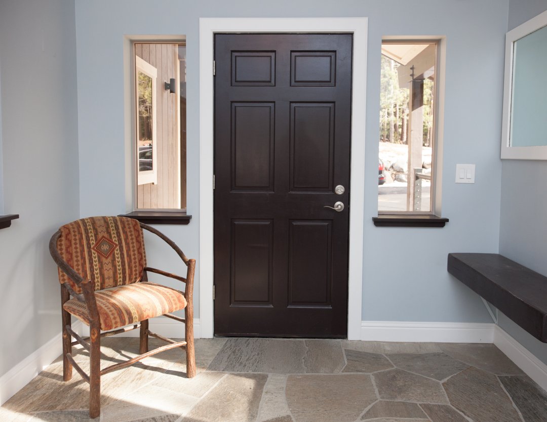 Truckee entry with chair.jpg