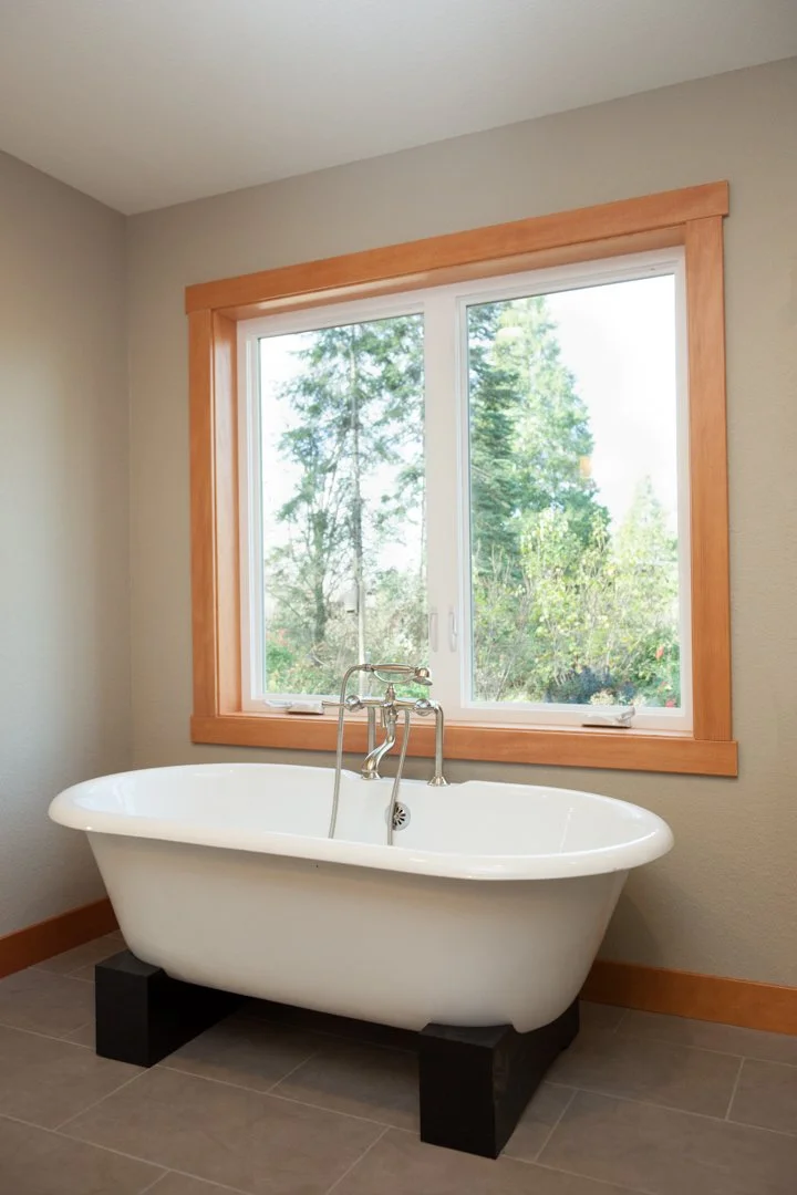 RV Ridge view bathtub.jpg