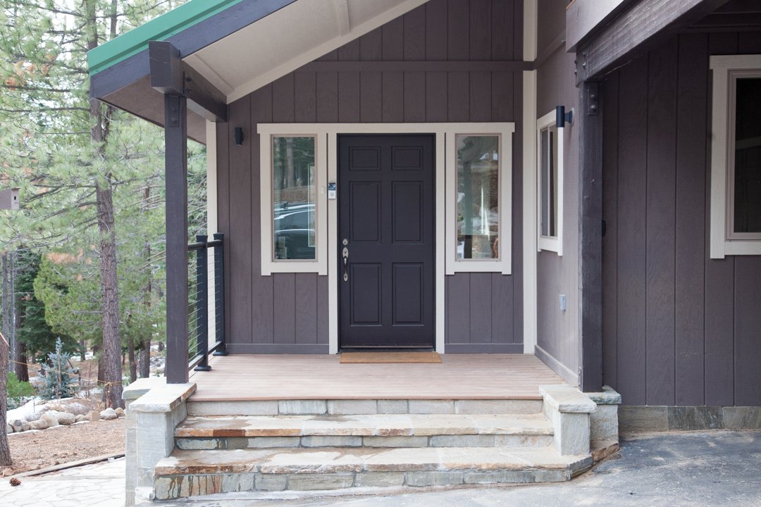 Truckee exterior entry.jpg