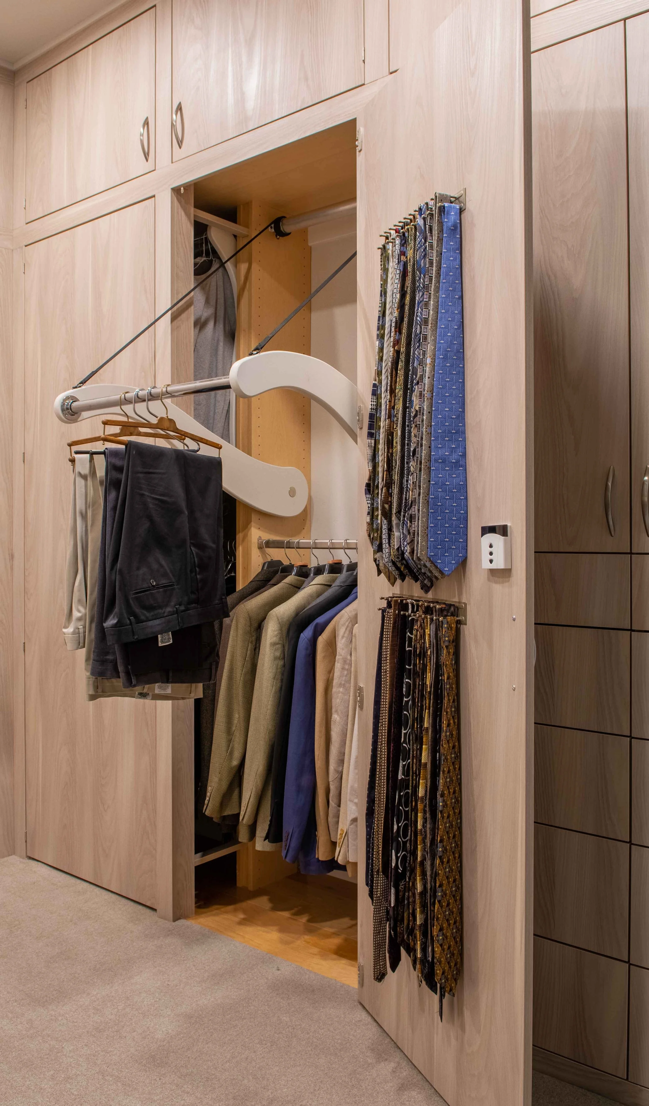 SLC closet - web-8.jpeg