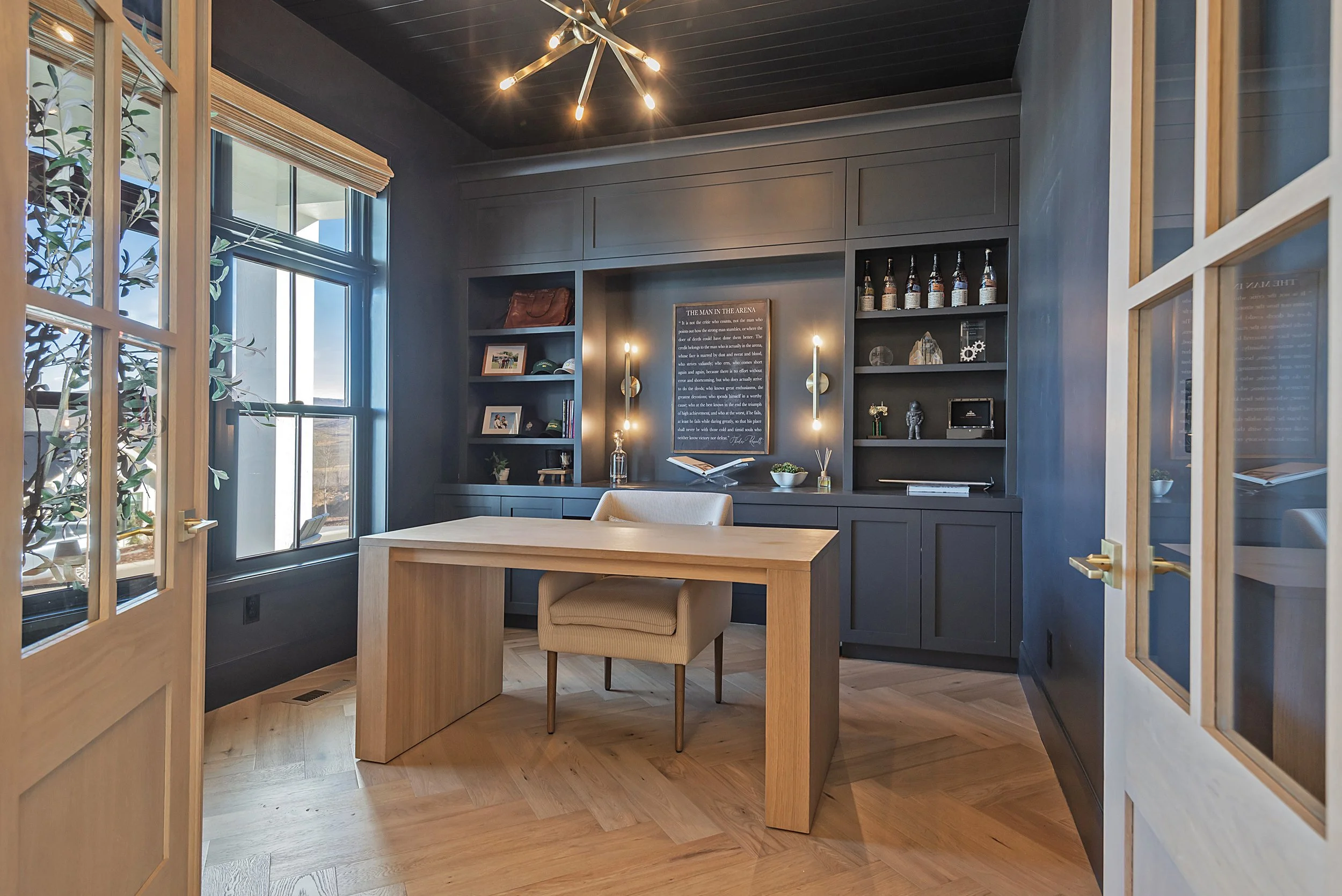 17 3073CalamityLn-027.jpg