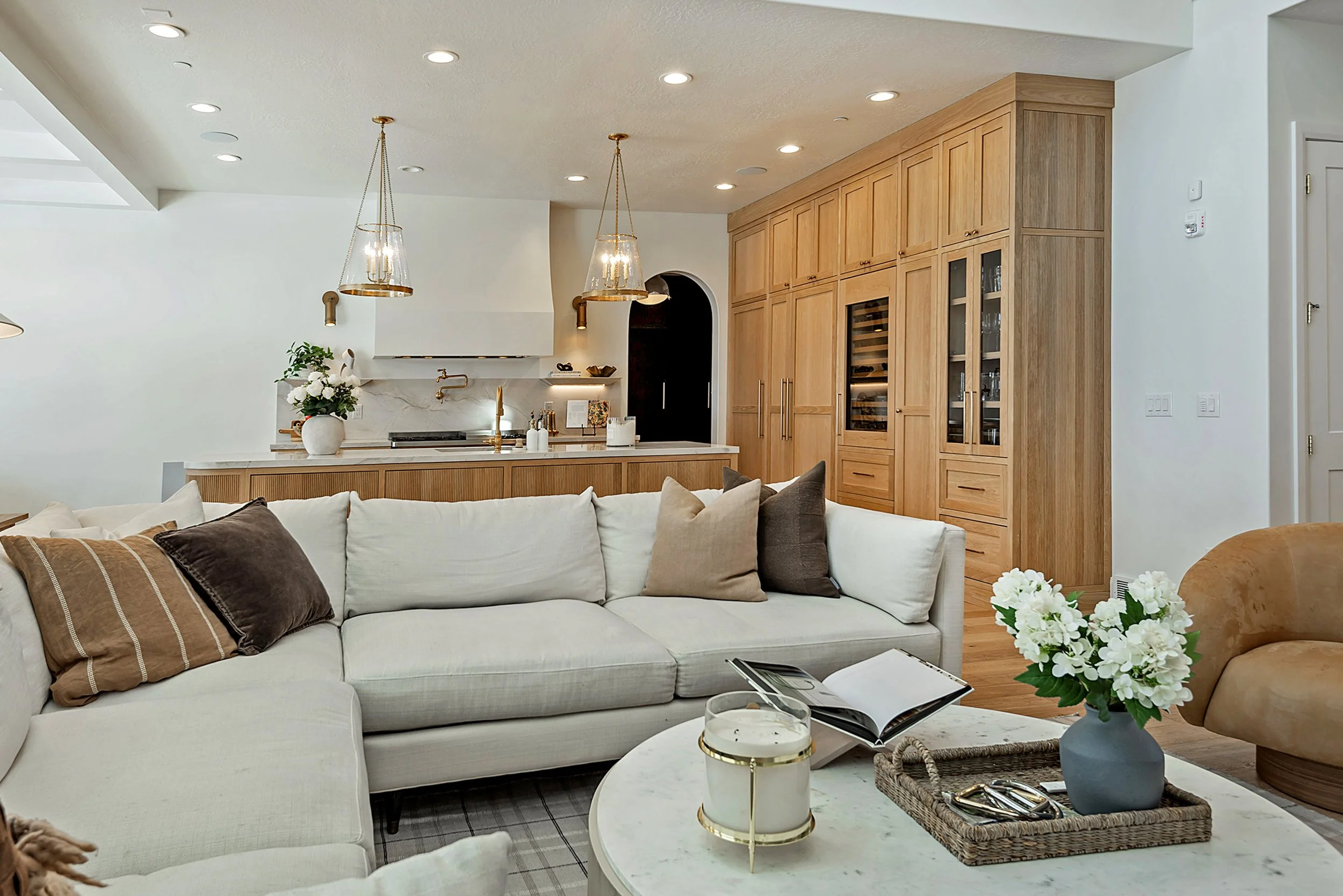 9 3073CalamityLn-Winter-010.jpg