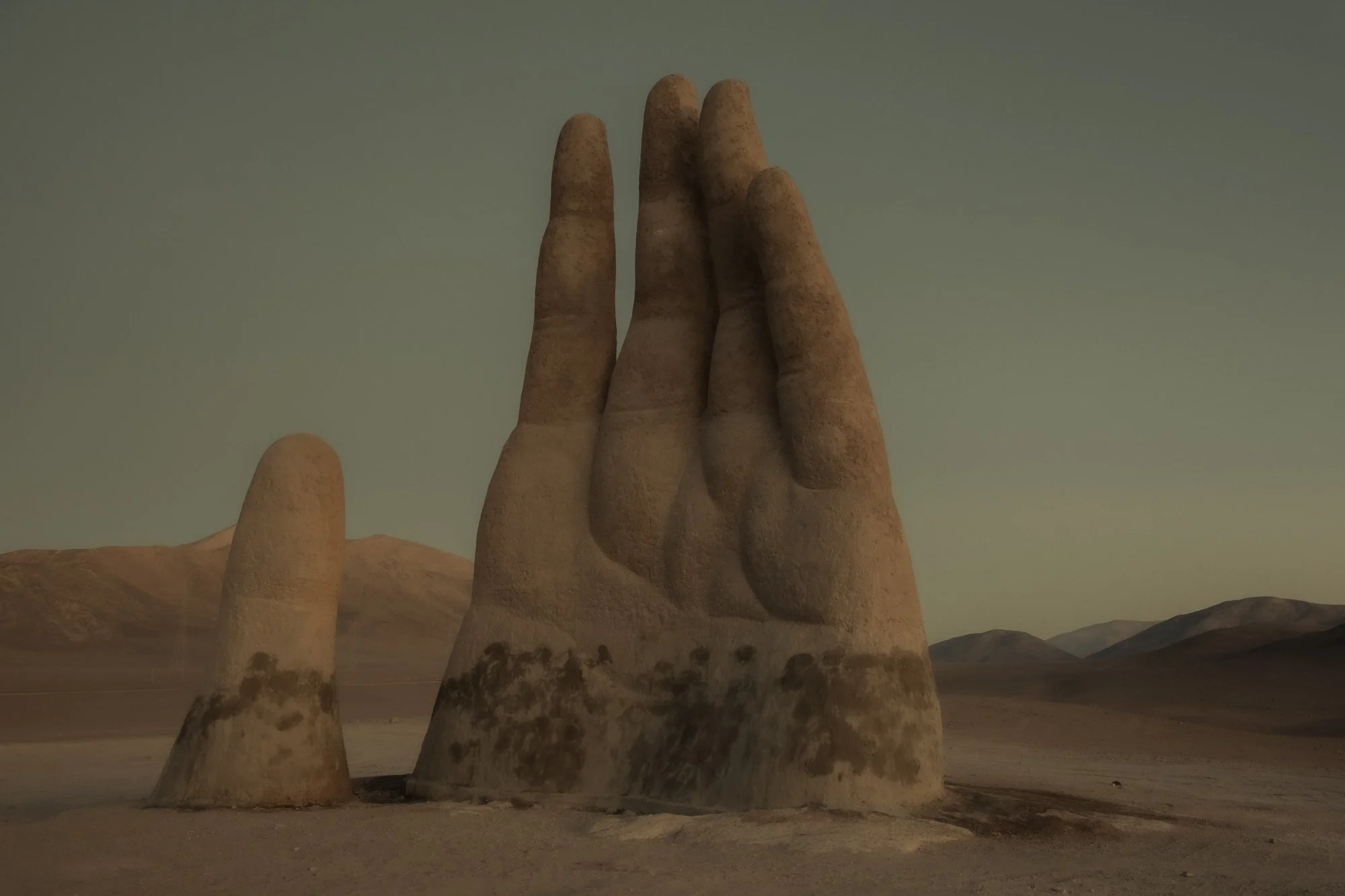 Mãos do Deserto