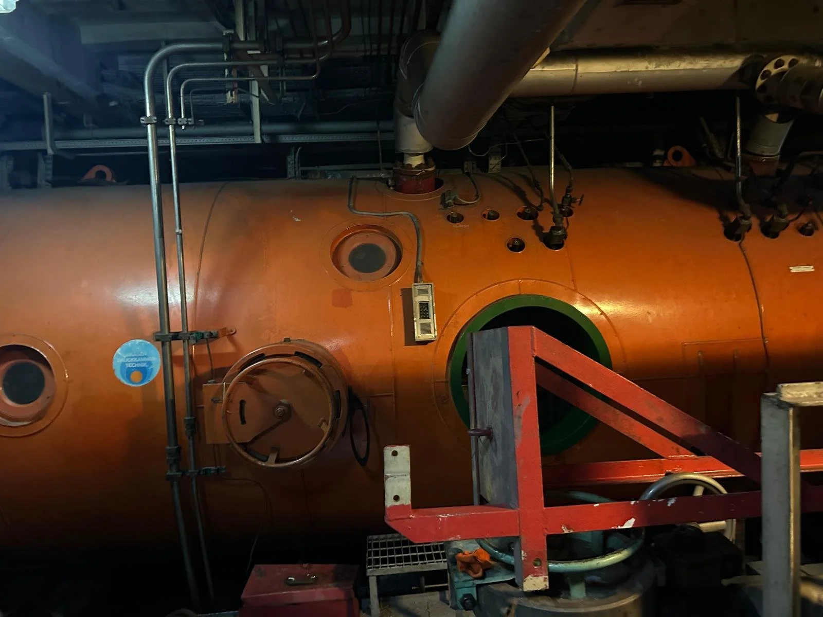 PHOTO-2025-10-26-10-42-00 (4).jpg