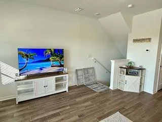 wfmynxx954bkzgajjfyj - Copy.jpg